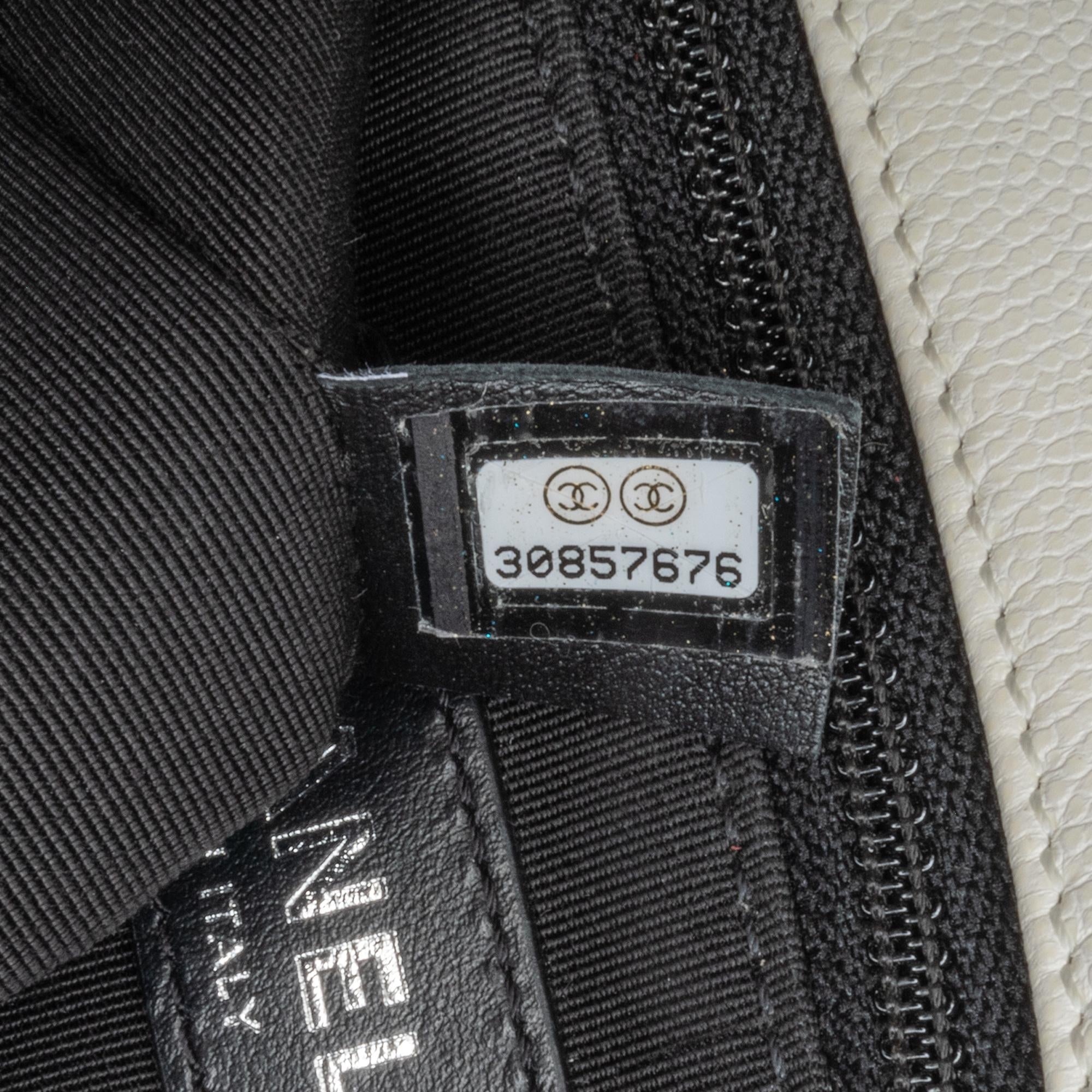 Chanel Medium Quilted Caviar My Everything Flap (SHG-4yHp4i)