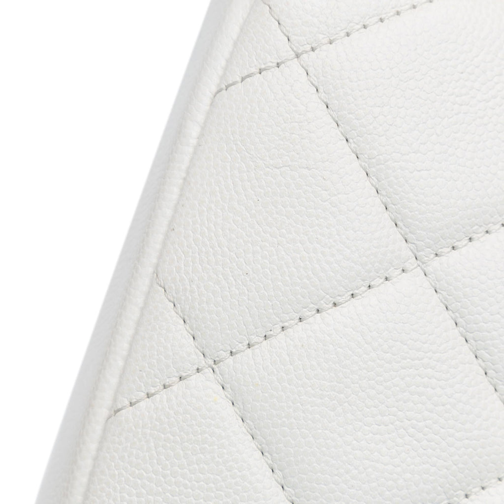 Chanel Medium Quilted Caviar My Everything Flap (SHG-4yHp4i)