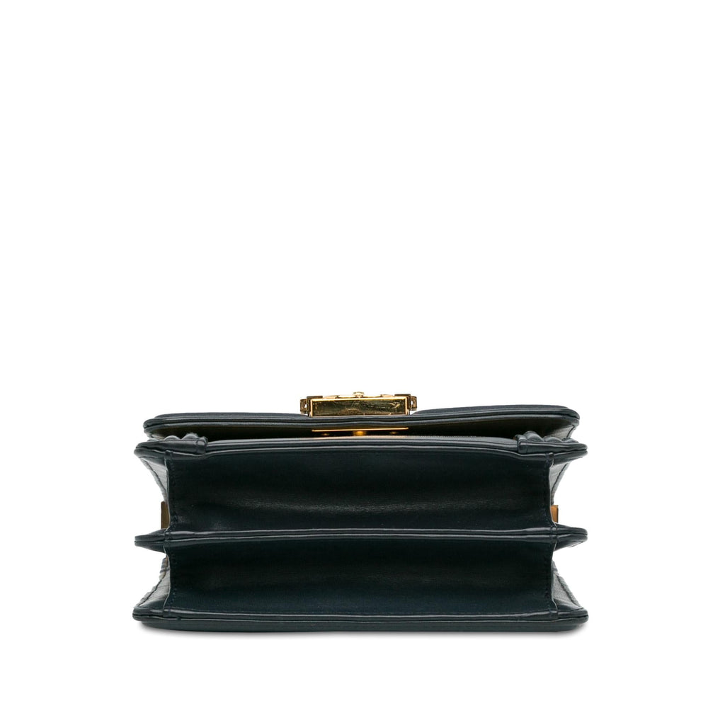 Chanel Metallic Lambskin Striped North South Boy Flap (SHG-gdf9Ua)