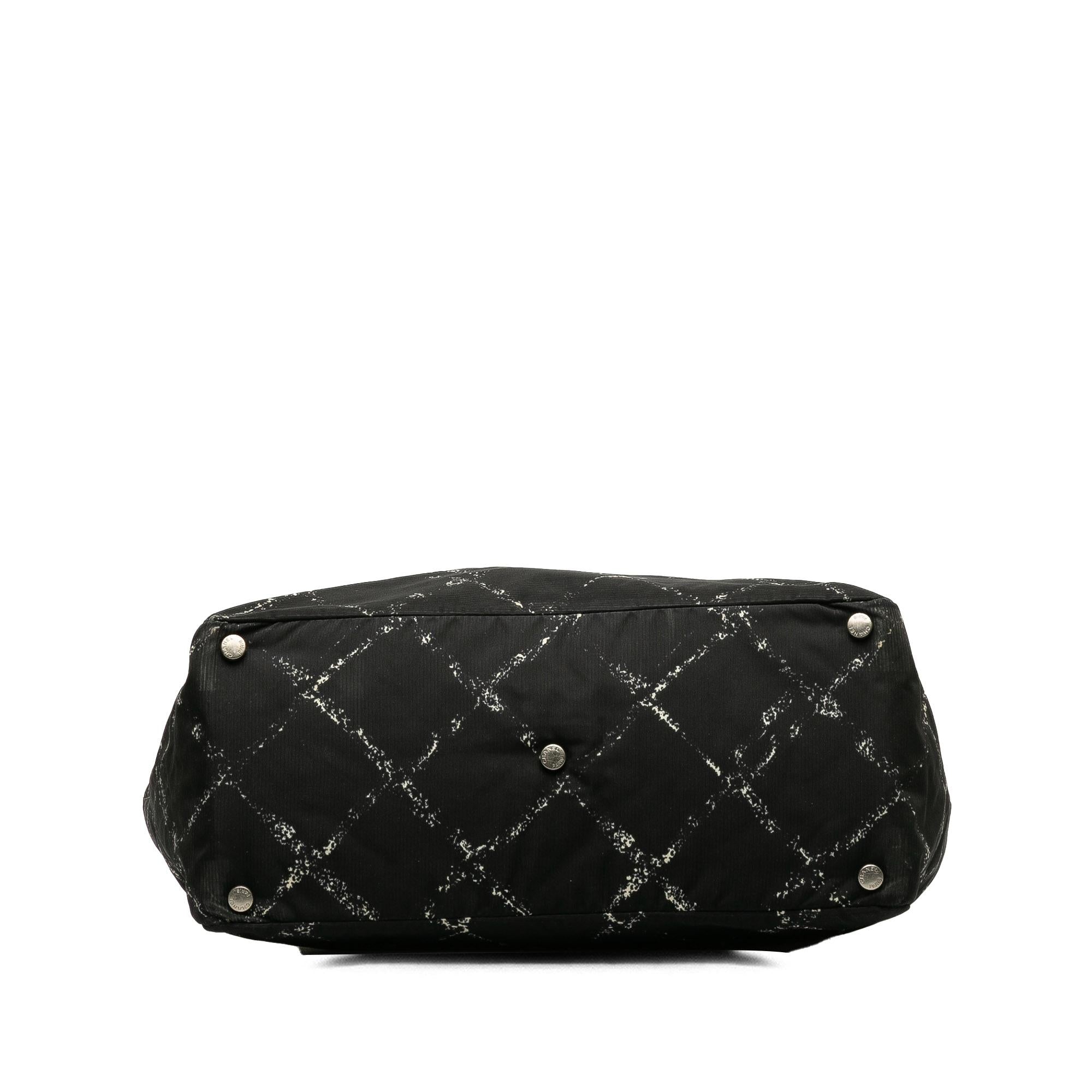 Chanel Old Travel Line Tote (SHG-NPSbAO)