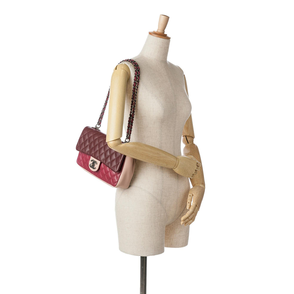 Chanel Paris Edinburgh Medium Tricolor Single Flap (SHG-nrWZdZ)