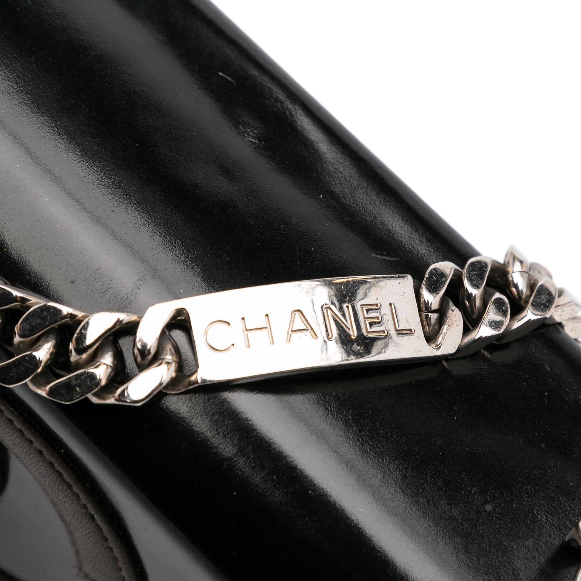 Chanel Patent Flap Handbag (SHG-YxQaRJ)