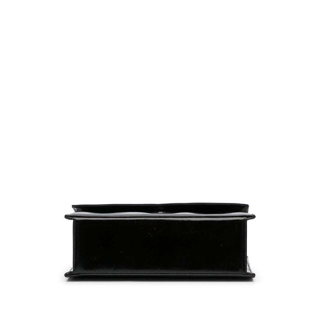 Chanel Patent Flap Handbag (SHG-YxQaRJ)
