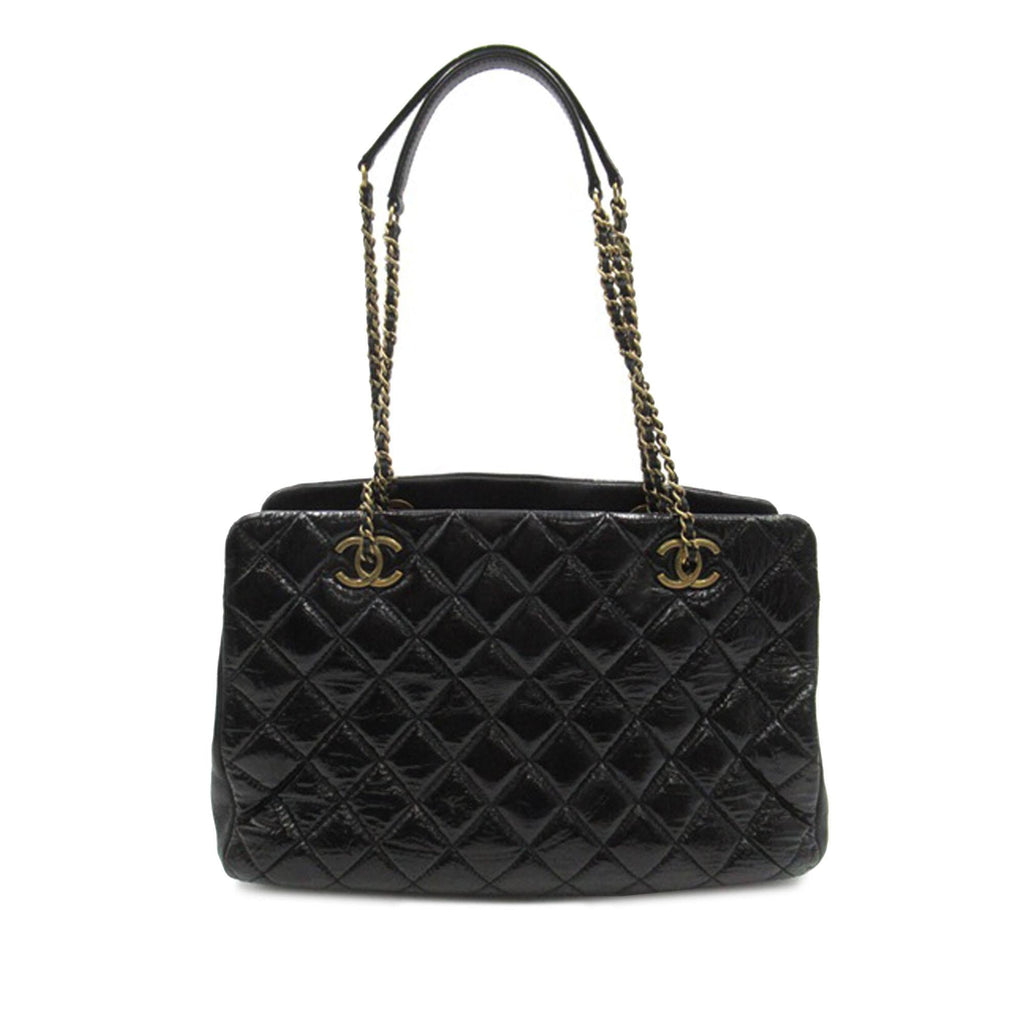 Chanel Patent Goatskin Paris Salzburg CC Eyelet Shoulder Bag (SHG-kMMOtX)