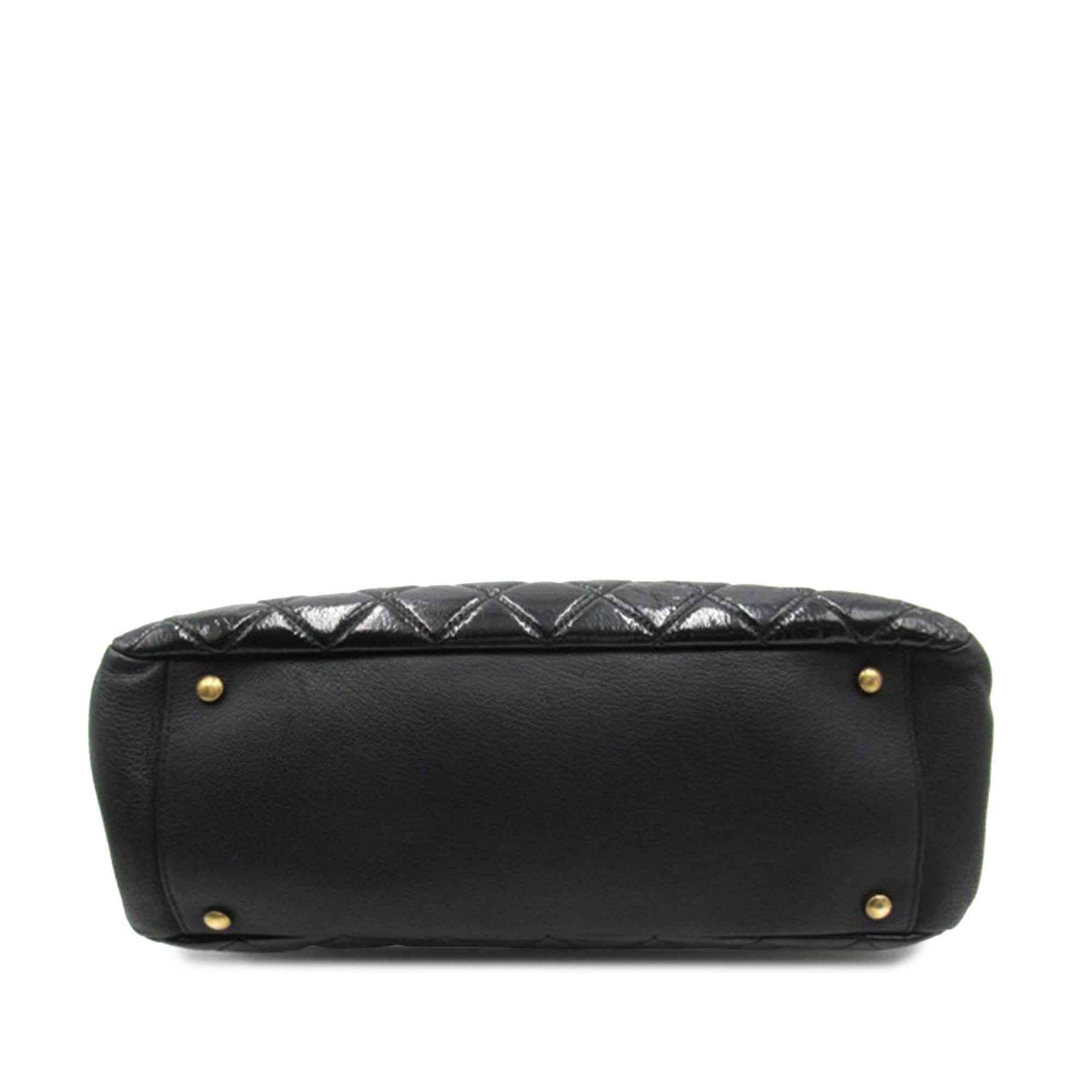 Chanel Patent Goatskin Paris Salzburg CC Eyelet Shoulder Bag (SHG-kMMOtX)