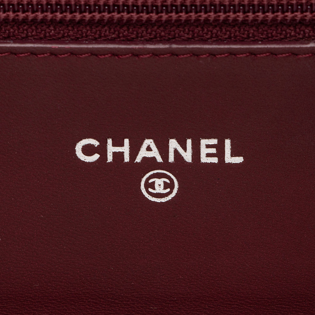 Chanel Patent Leather Classic Wallet on Chain (SHF-toY5Wd)