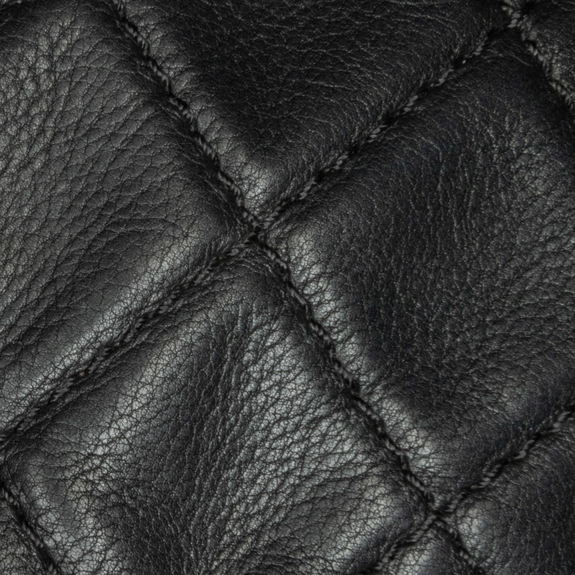 Chanel Quilted Calfskin Curvy Flap (SHG-7XhJvX)