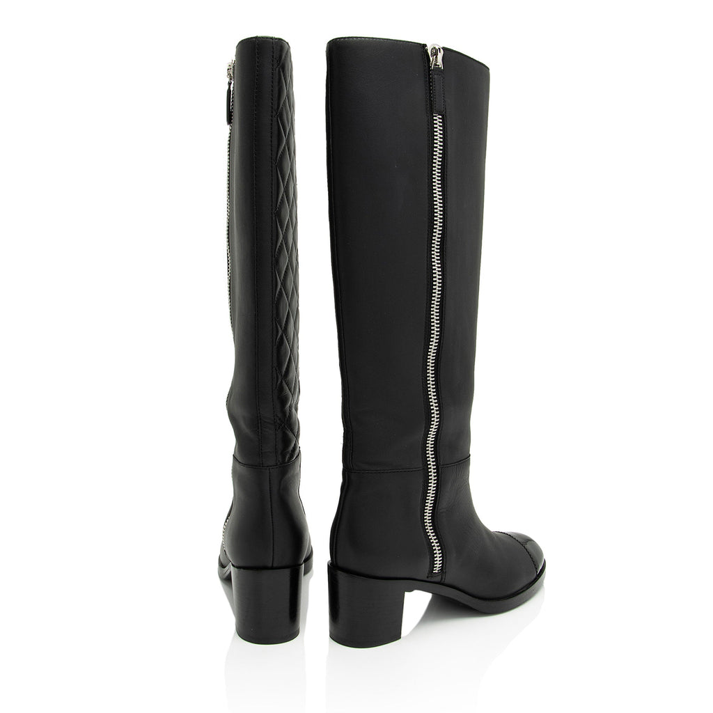Chanel Quilted Calfskin Patent Leather Cap Toe Logo Boots - Size 7 / 37 (SHF-1bljRC)