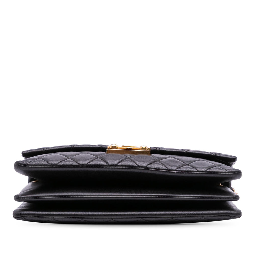 Chanel Quilted Lambskin Pagoda Accordion Flap