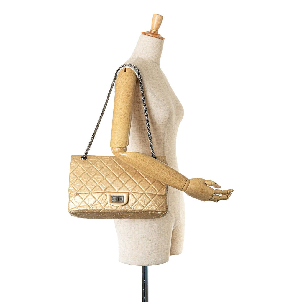 Chanel Reissue 2.55 Aged Calfskin Double Flap 227 (SHG-elkFh5)