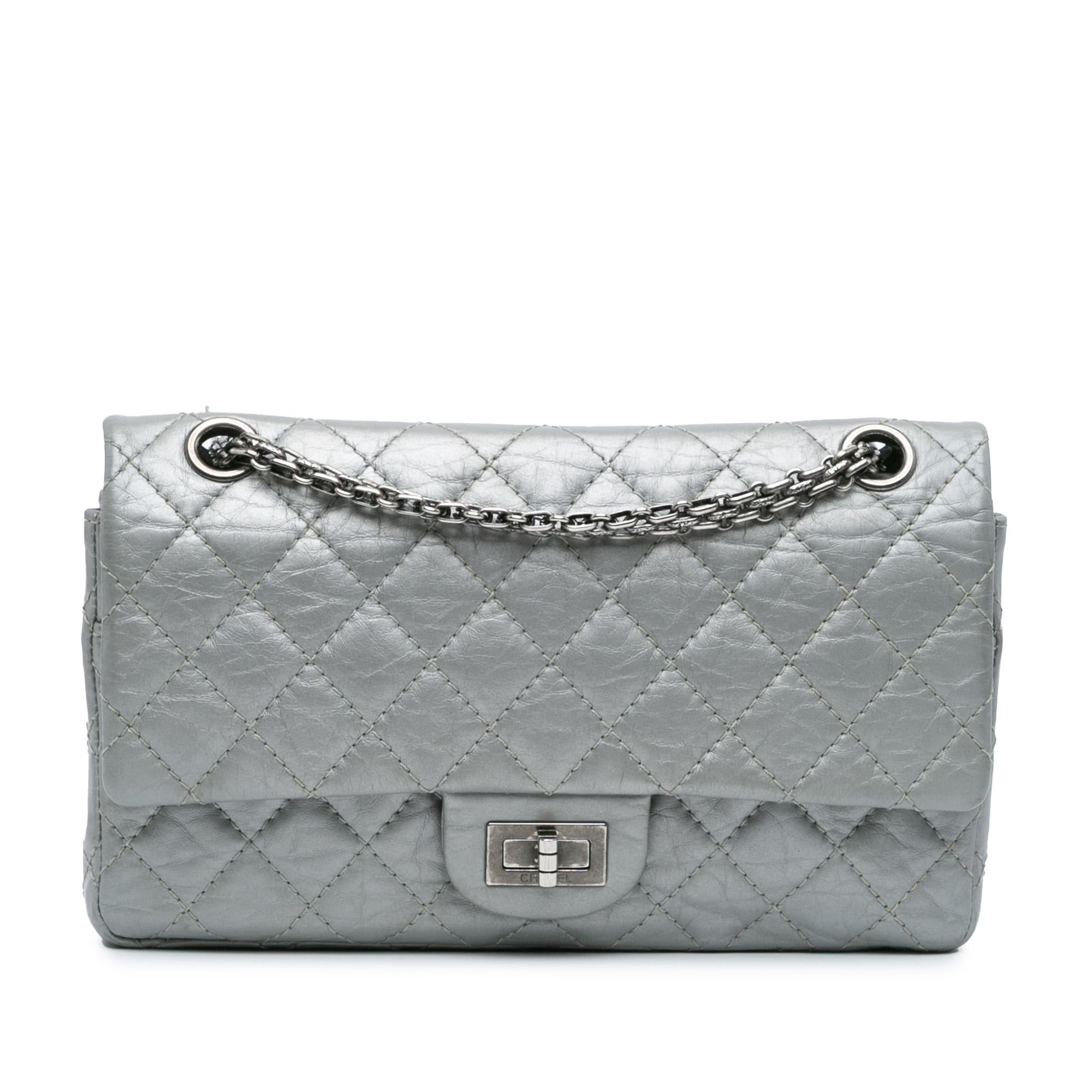 Chanel Reissue 2.55 Aged Calfskin Flap 225