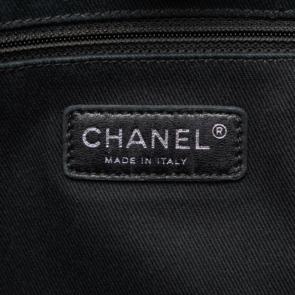 Chanel Small Canvas Deauville Tote (SHG-mmN7Cl)