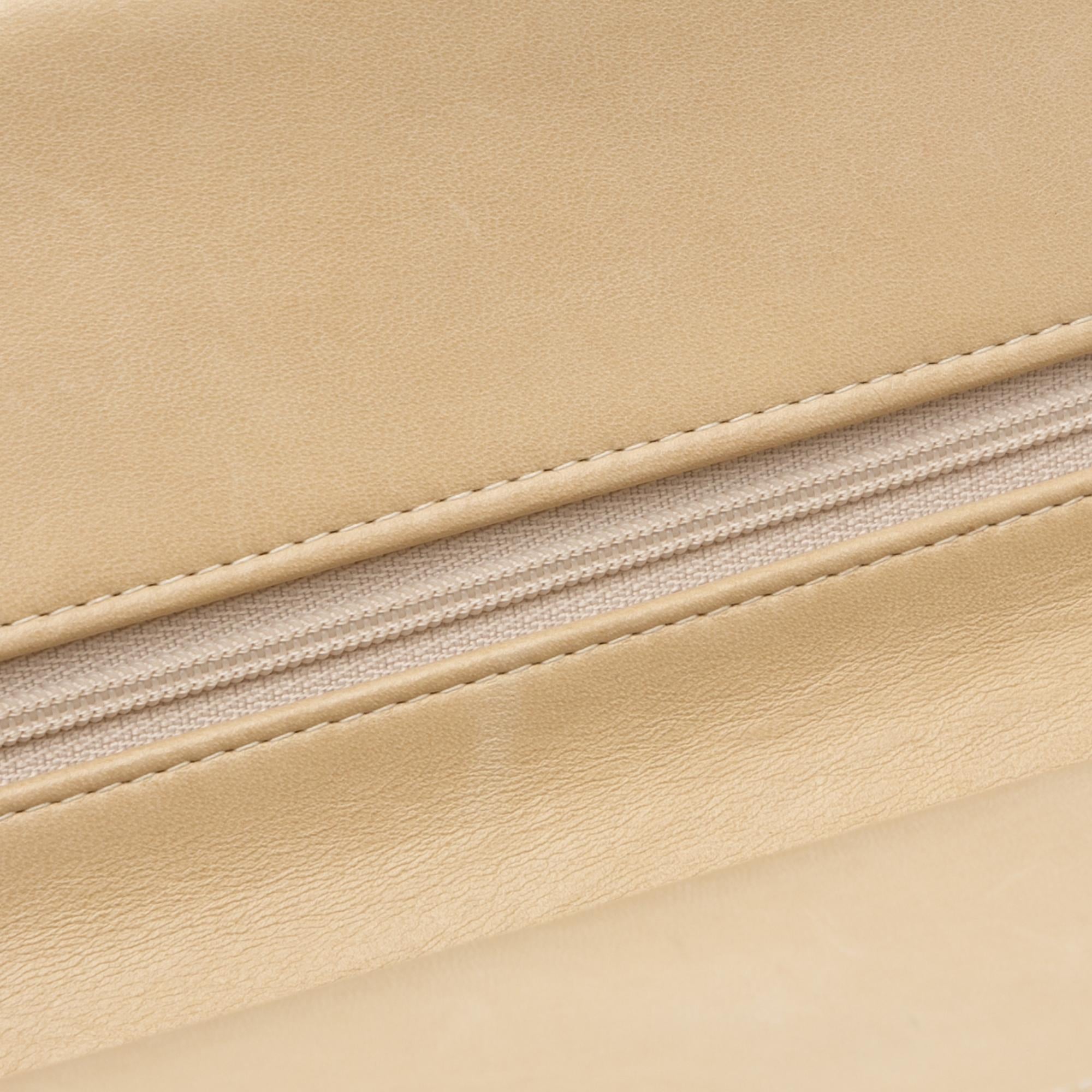 Chanel Small Classic Lambskin Double Flap (SHG-dmJ7nr)