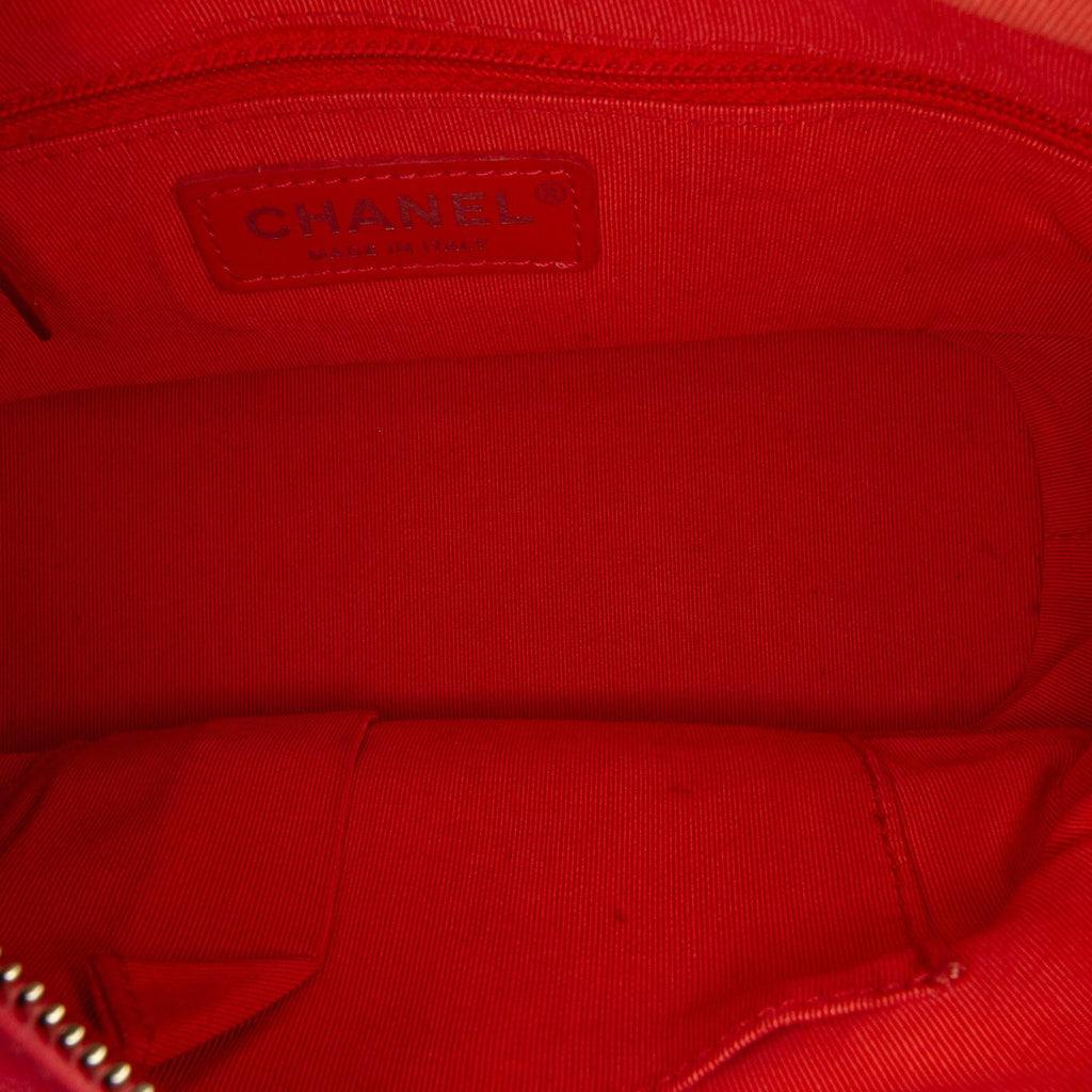 Chanel Small Lambskin Gabrielle Crossbody Bag (SHG-Ex3JfU)
