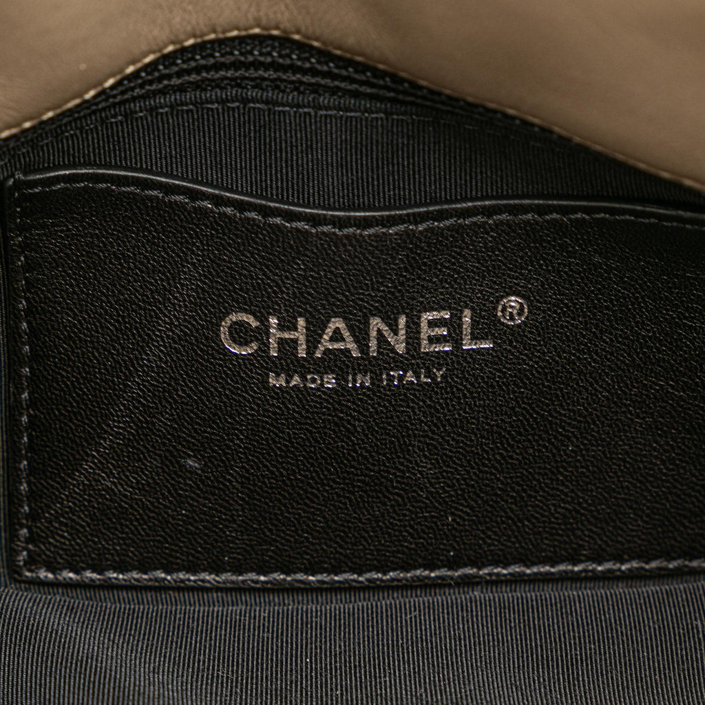 Chanel Small Patent Stitch Just Mademoiselle Bowling Bag (SHG-GjxVAH)