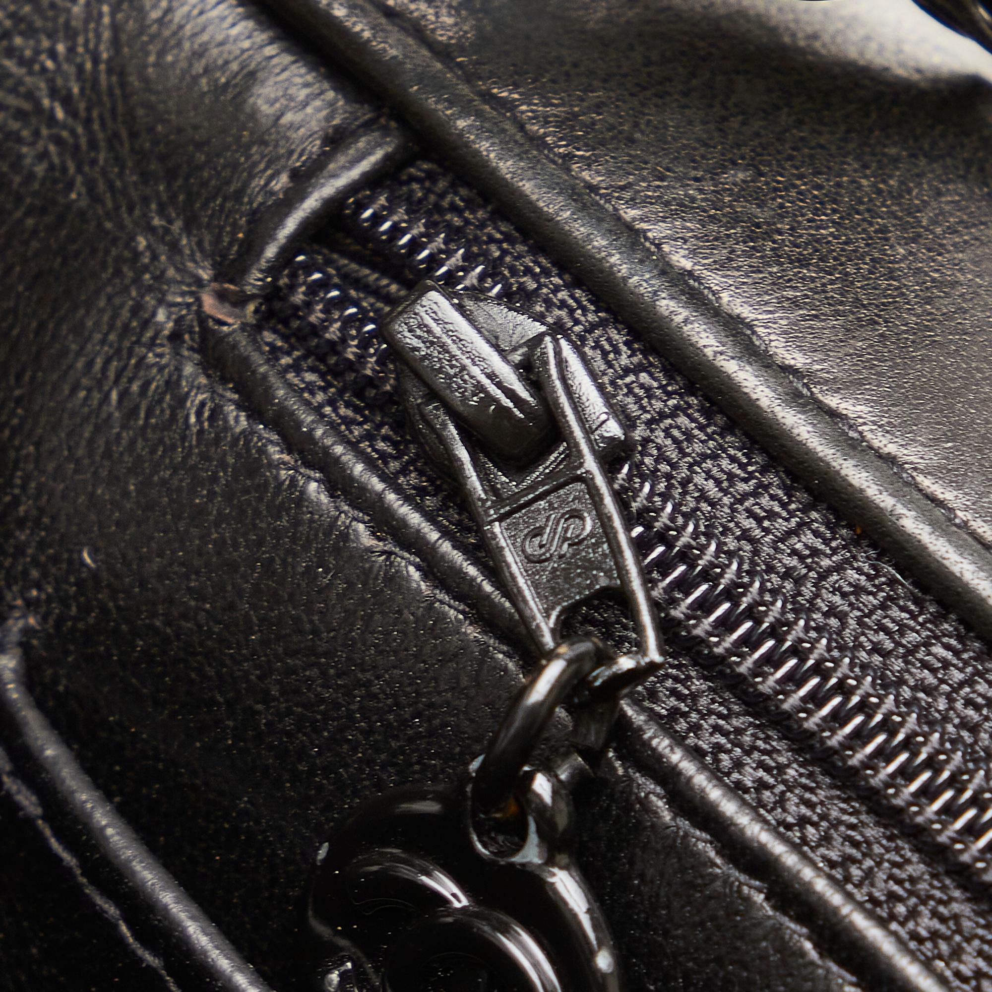 Chanel So Black Matelasse Patent Leather Single Flap Bag (SHG-6IHvZr)