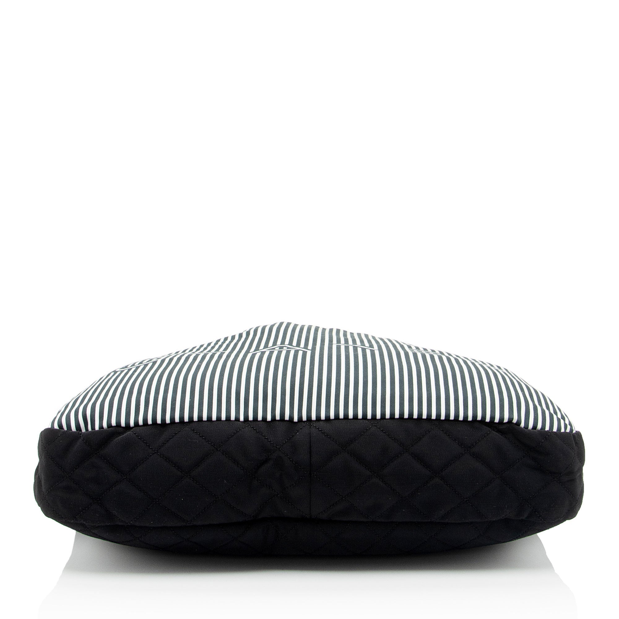 Chanel Striped Canvas Rialto Shoulder Bag (SHF-BaPjh9)