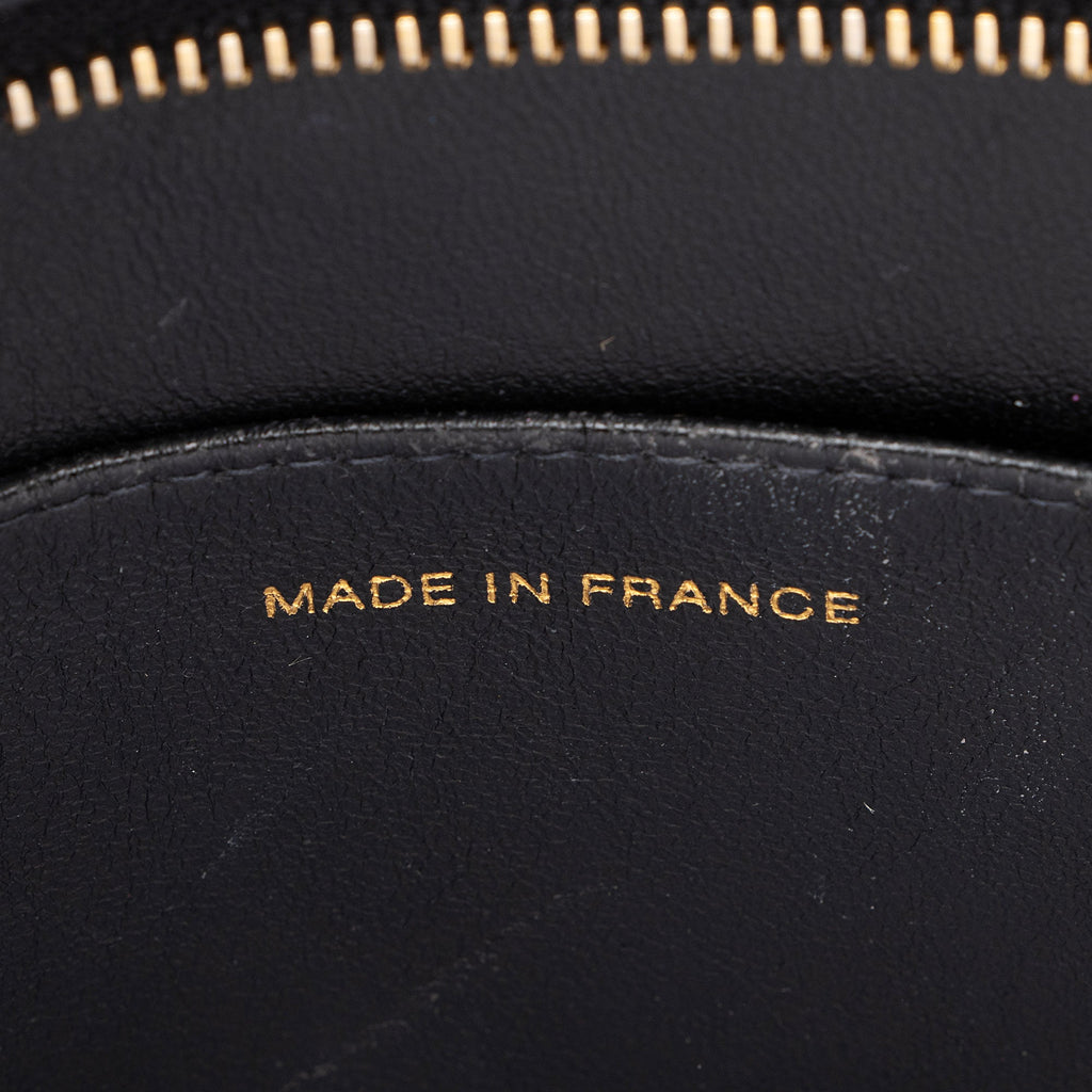 Chanel Vintage Caviar Leather Medallion Tote (SHF-1e1Co0)