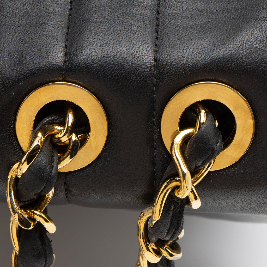 Chanel Vintage Vertical Quilted Lambskin XL Jumbo Single Flap Bag