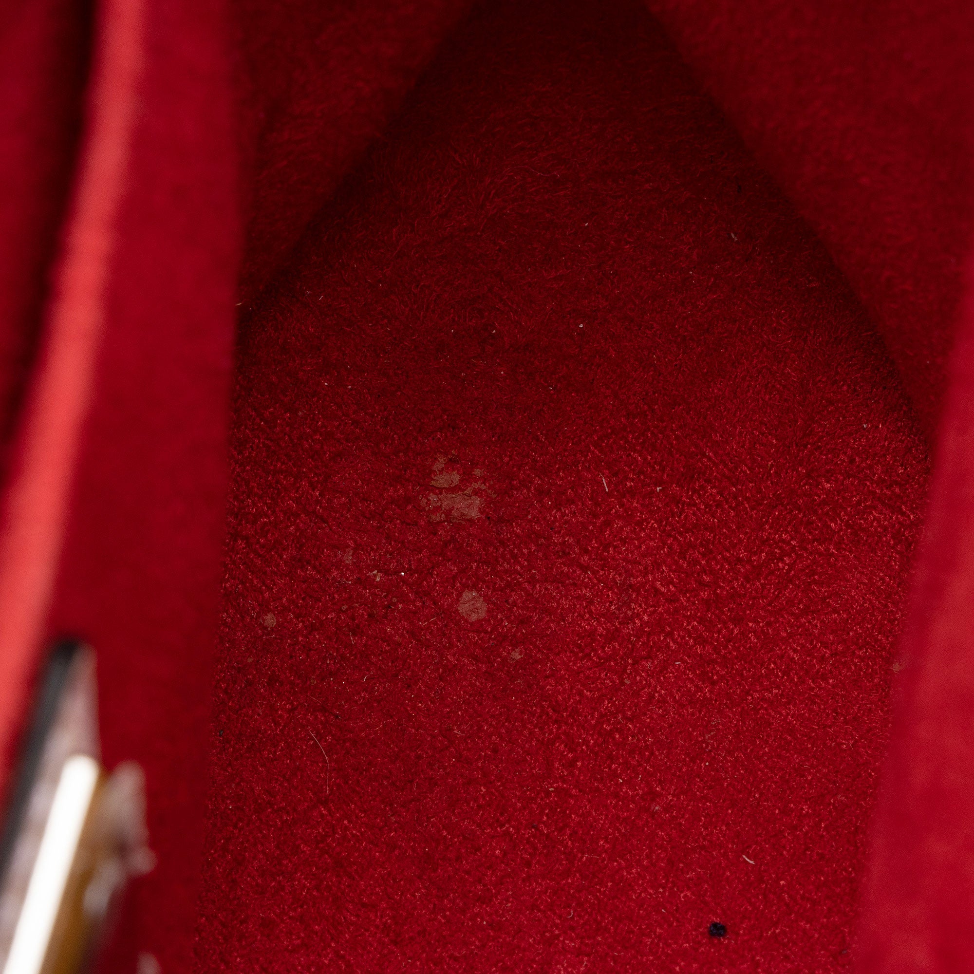 Christian Louboutin Calfskin Beaded Triloubi Small Chain Shoulder Bag (SHF-03PvPo)