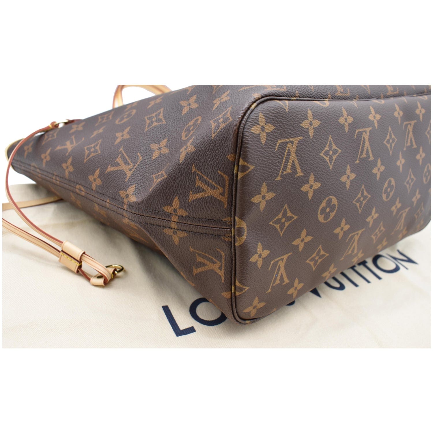 LOUIS VUITTON Neverfull MM Monogram Canvas Tote Bag Brown