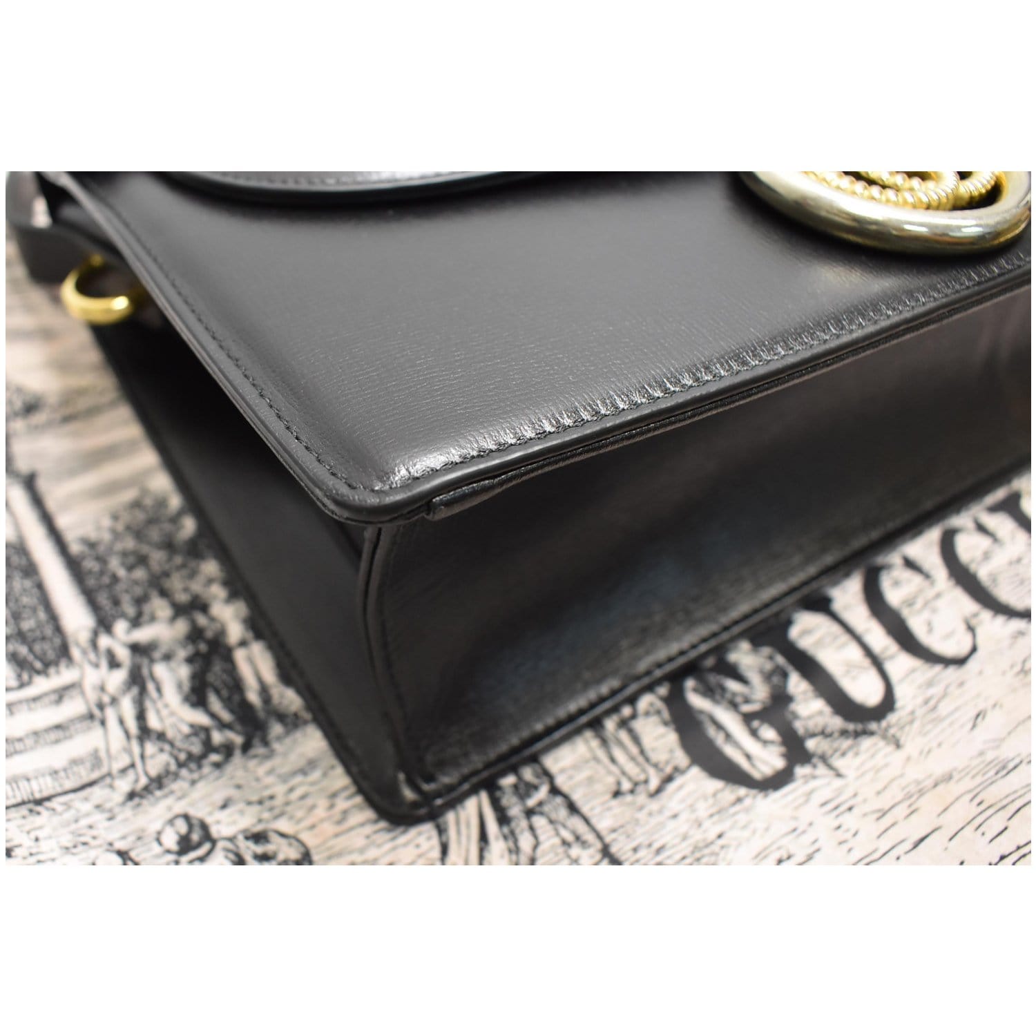 GUCCI Logo Plaque Leather Shoulder Bag Black 589471
