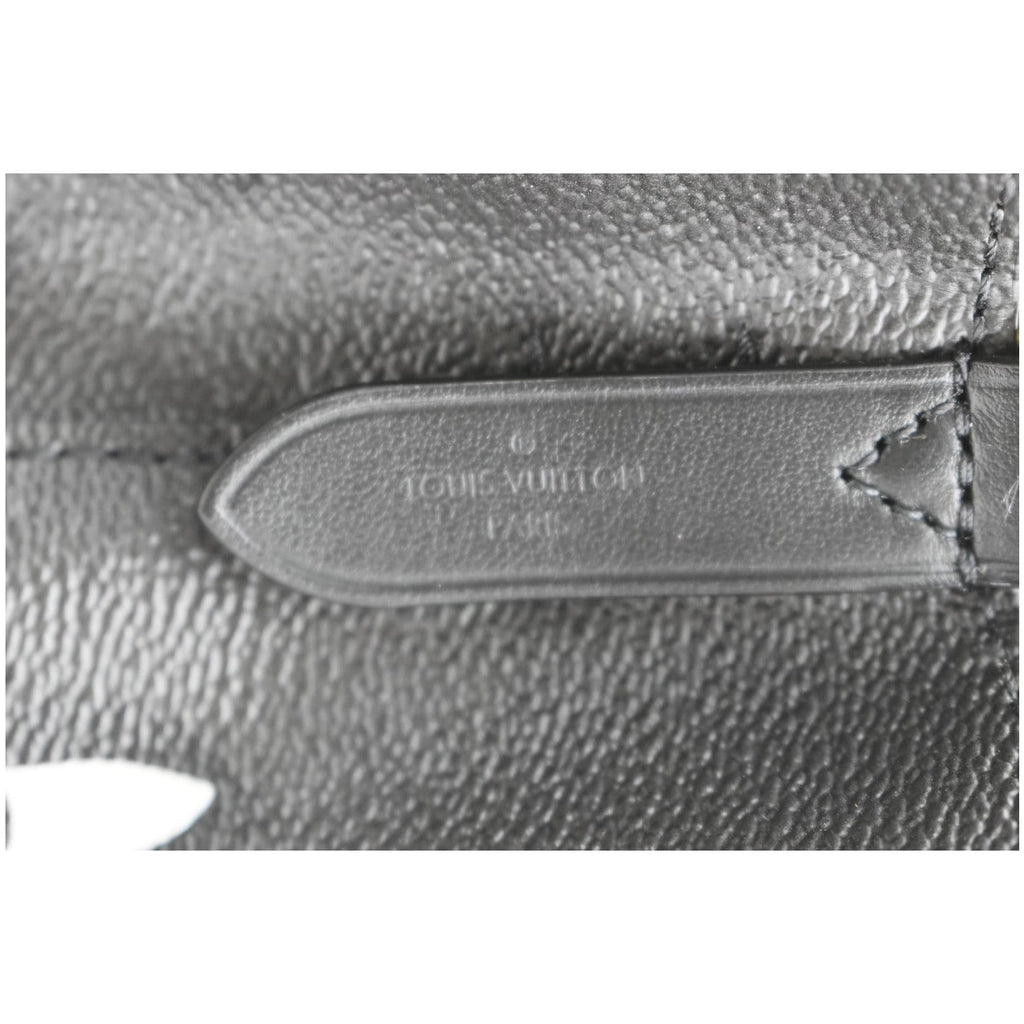 LOUIS VUITTON NeoNoe MM Wild At Heart Monogram Canvas Shoulder Bag Black