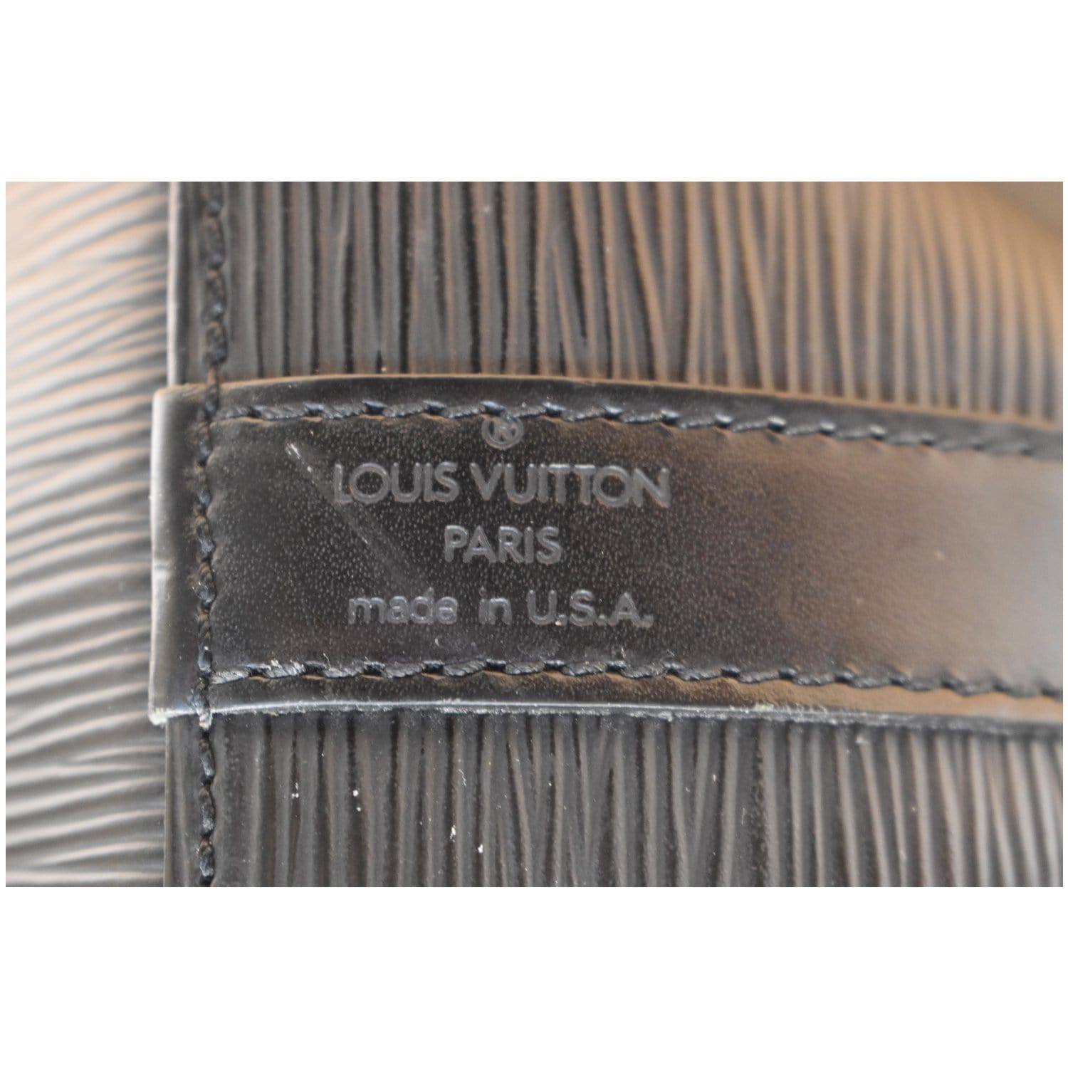 LOUIS VUITTON Petit Noe Epi Leather Shoulder Bag Black