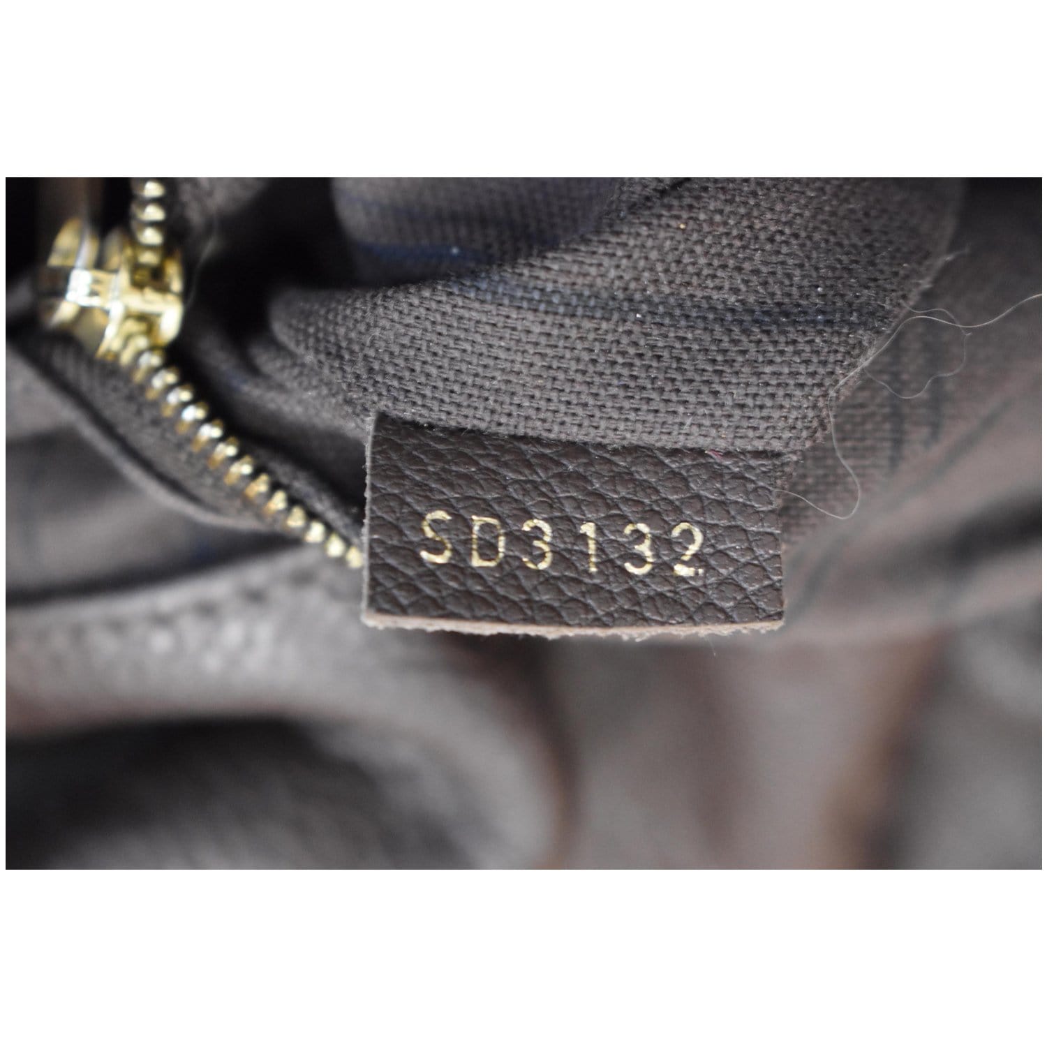 LOUIS VUITTON Artsy MM Empreinte Leather Hobo Shoulder Bag Ombre