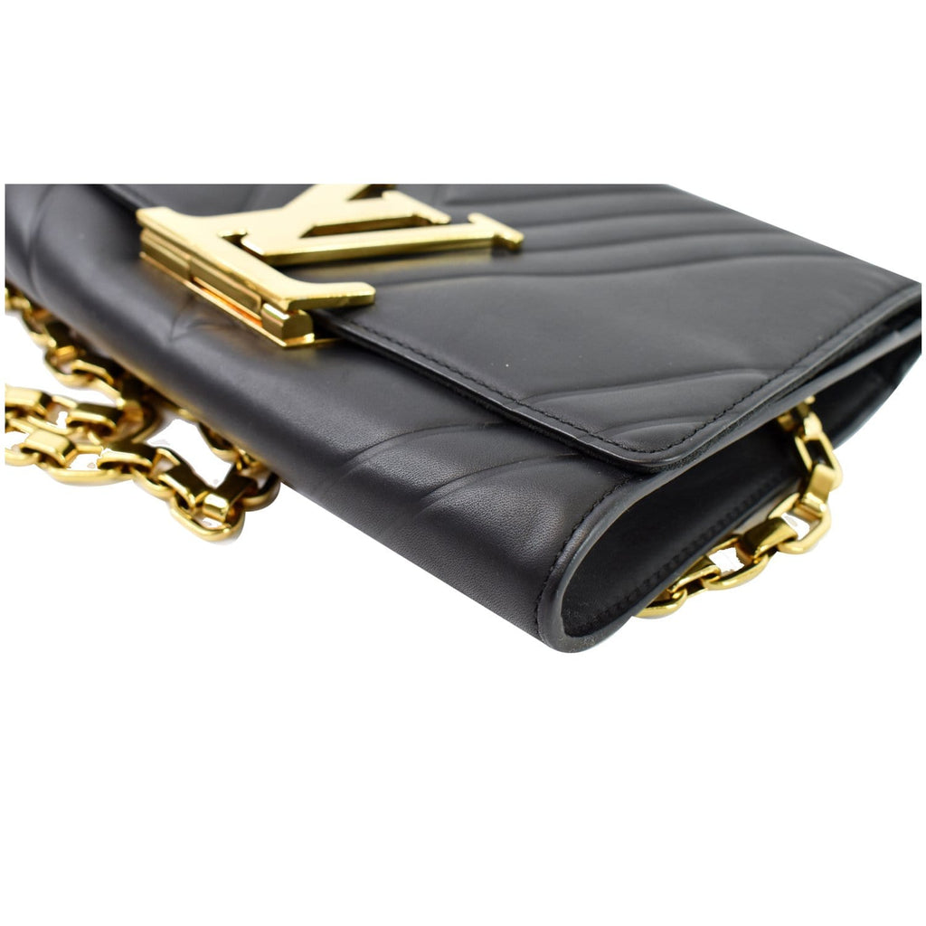 LOUIS VUITTON Airy V Louise GM Calfskin Pochette Chain Shoulder Bag Black