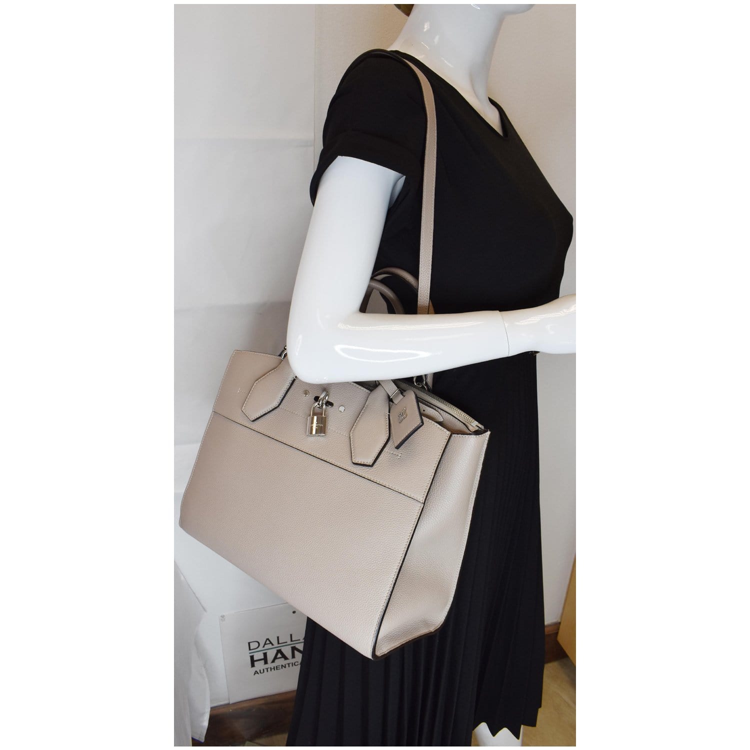 LOUIS VUITTON City Steamer MM Leather Shoulder Bag Grey