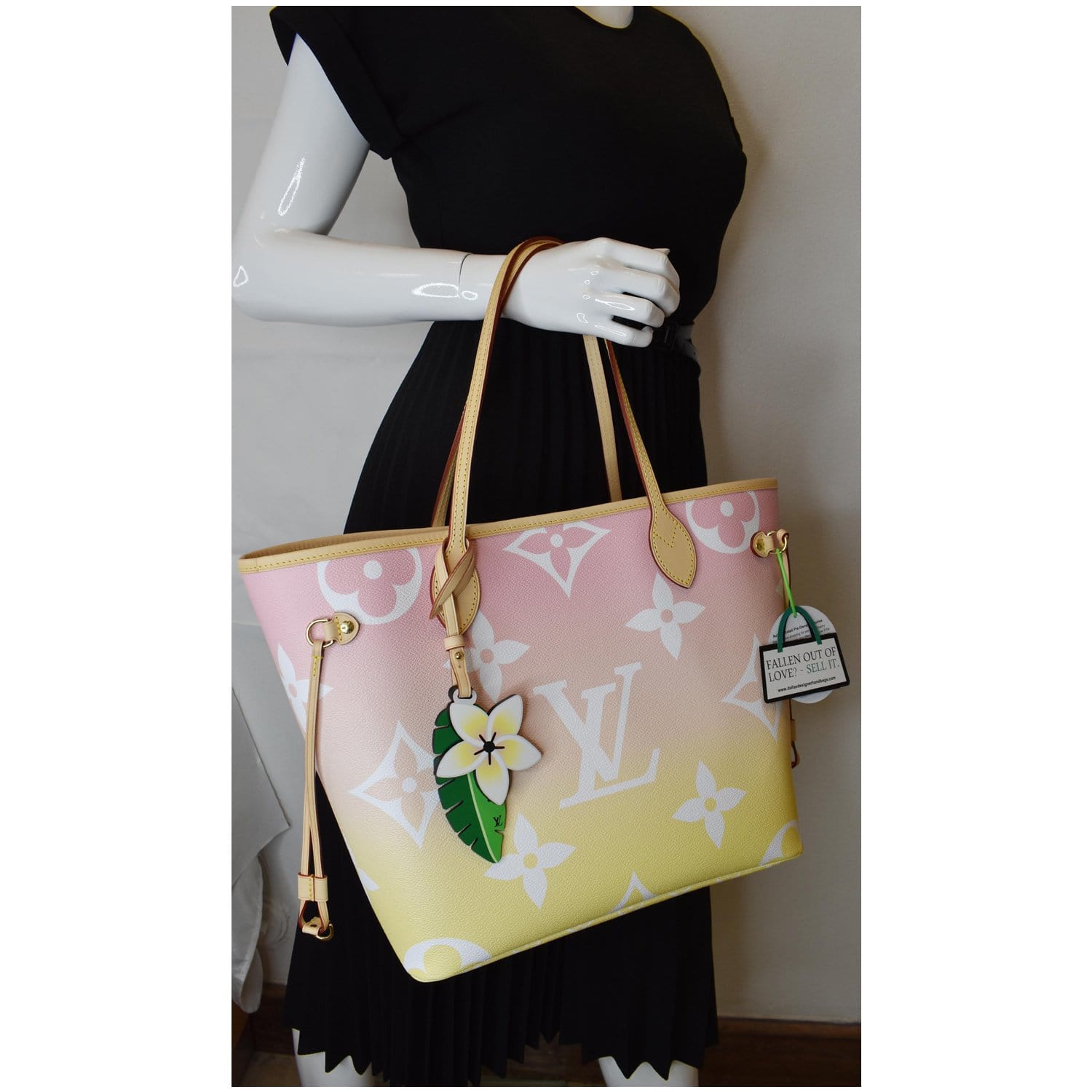 LOUIS VUITTON Neverfull MM Pool Monogram Giant Tote Shoulder Bag Light Pink