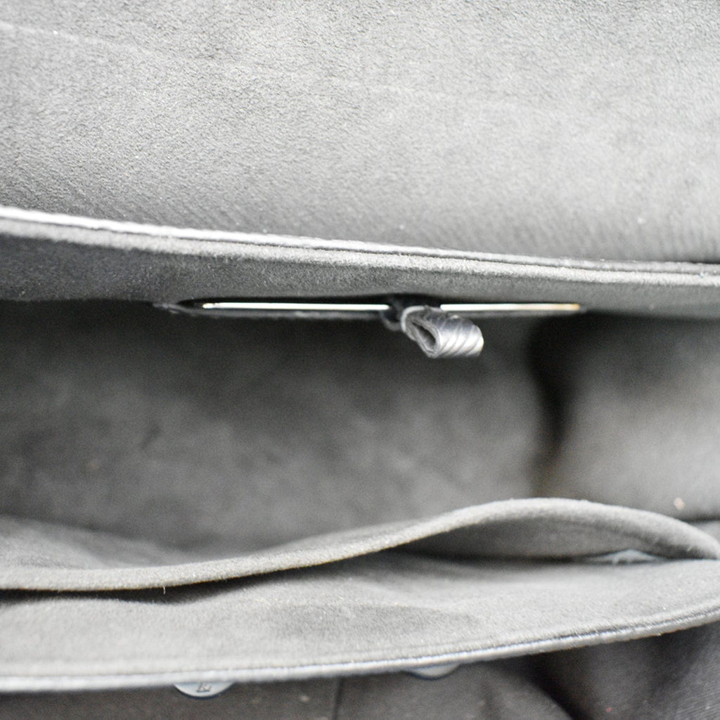 LOUIS VUITTON Twist MM Epi Patent Leather Shoulder Bag Silver