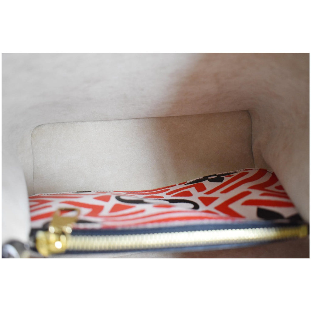 LOUIS VUITTON Crafty NeoNoe MM Monogram Canvas Shoulder Bag Red