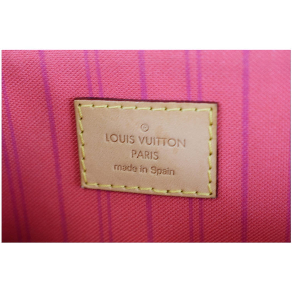 LOUIS VUITTON Calvi Damier Azur Shoulder Bag White