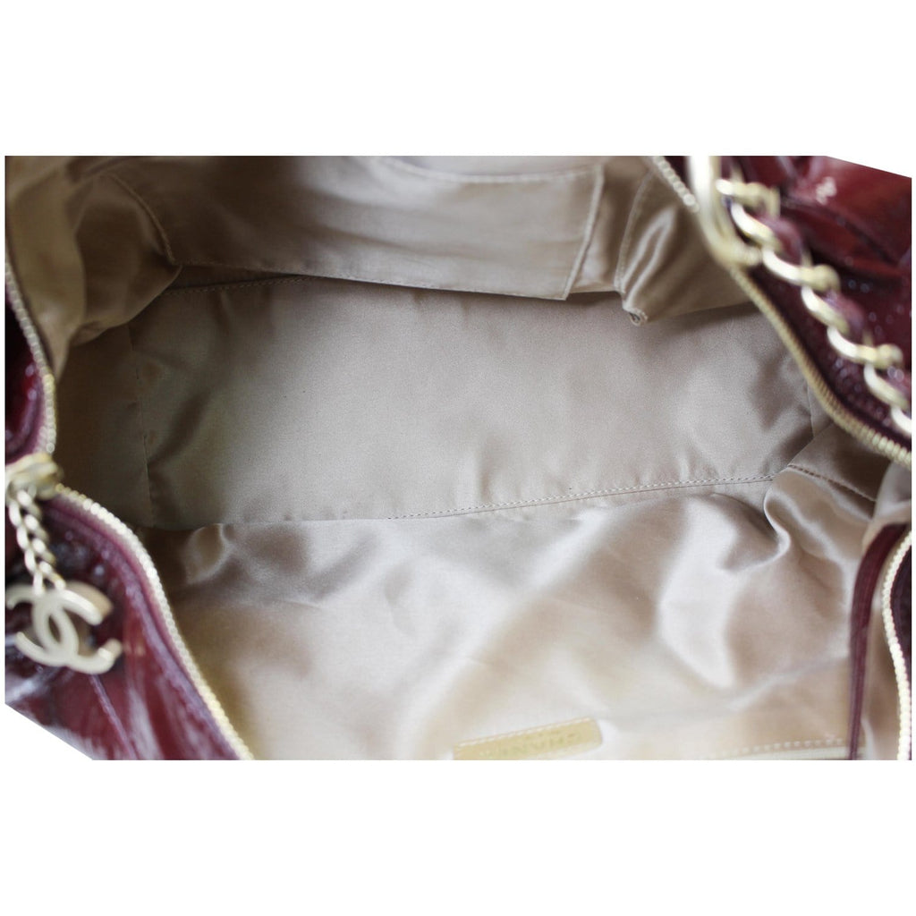 CHANEL Rock & Chain Patent Vinyl Bowler Shoulder Bag Red