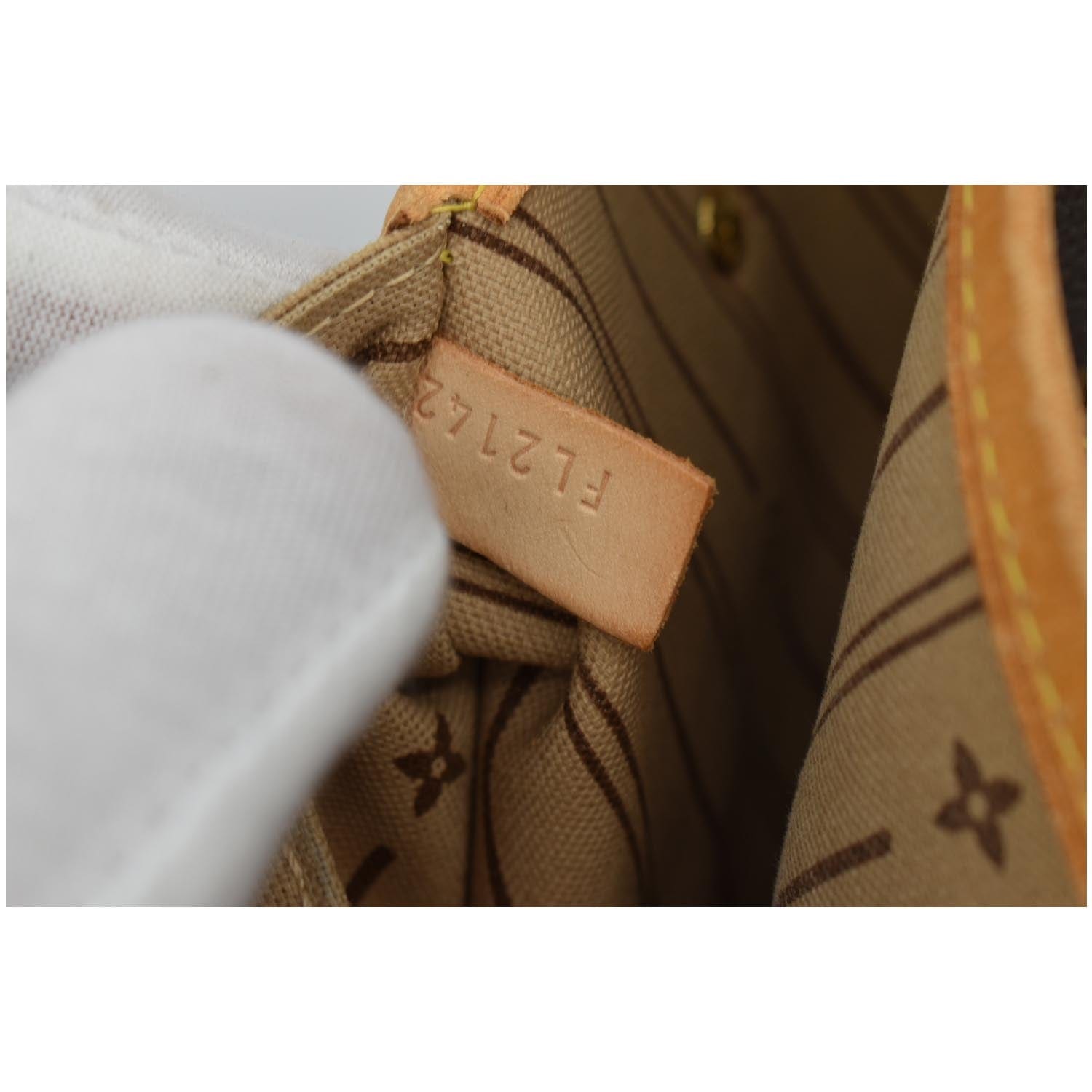 LOUIS VUITTON Neverfull GM Monogram Canvas Tote Bag Brown