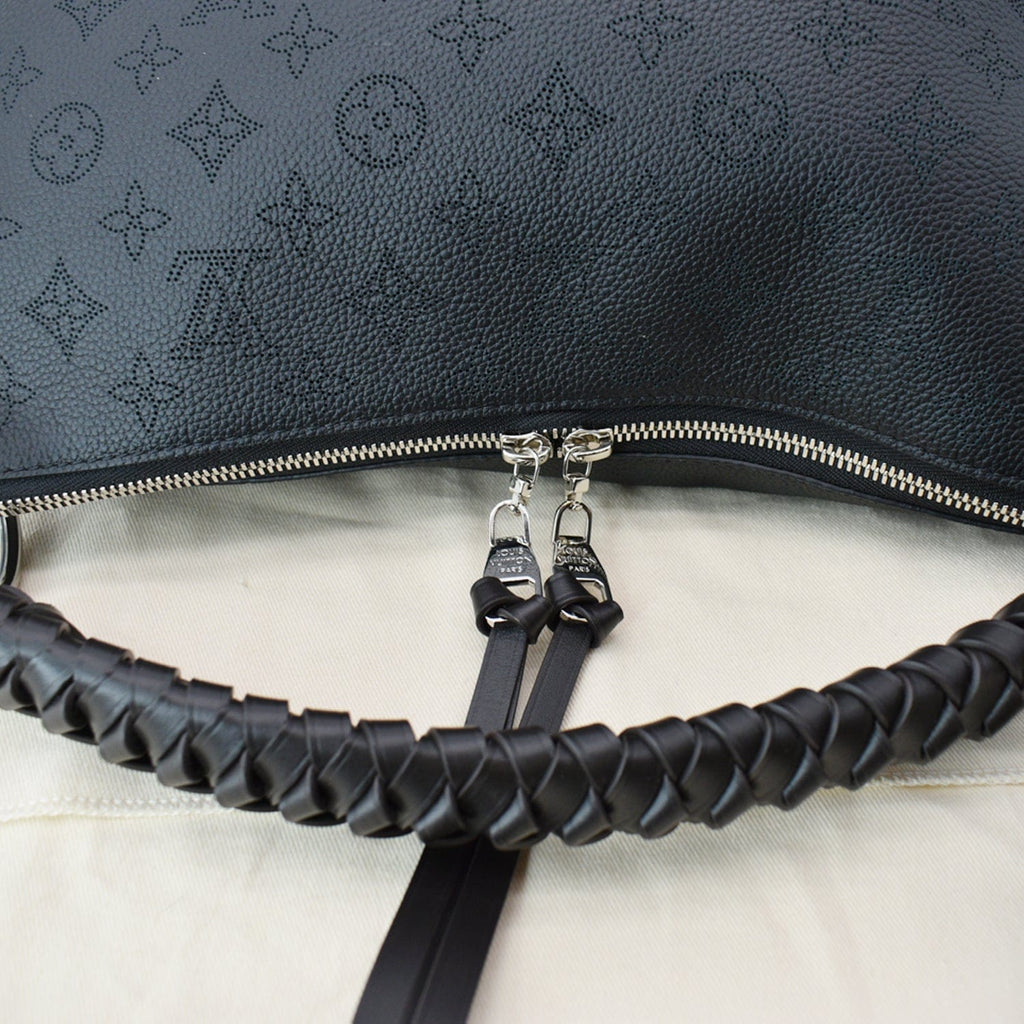 LOUIS VUITTON Beaubourg Mahina Leather Hobo Shoulder Bag Black