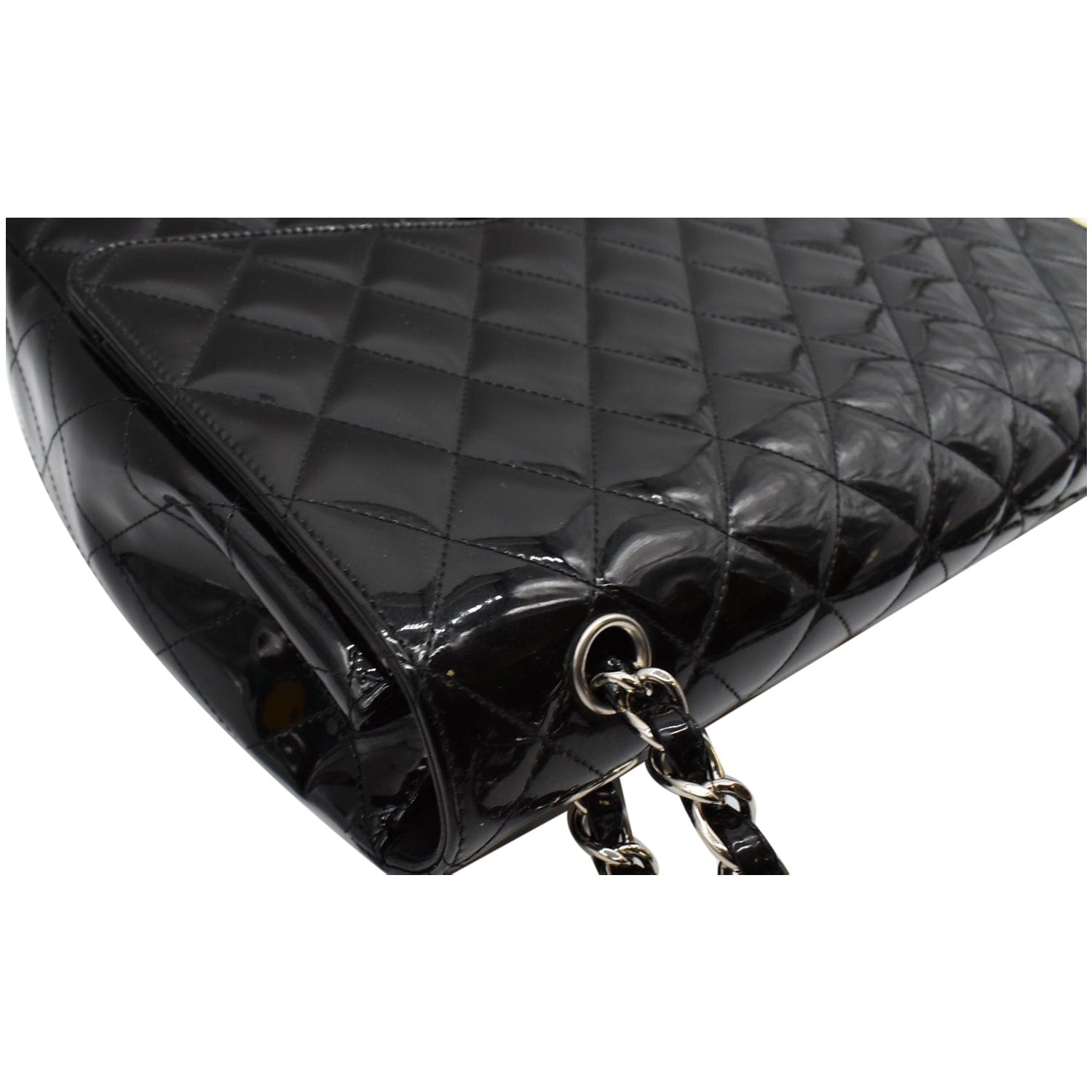 CHANEL Classic Maxi Single Flap Quilted Patent Leather Shoulder Bag Black