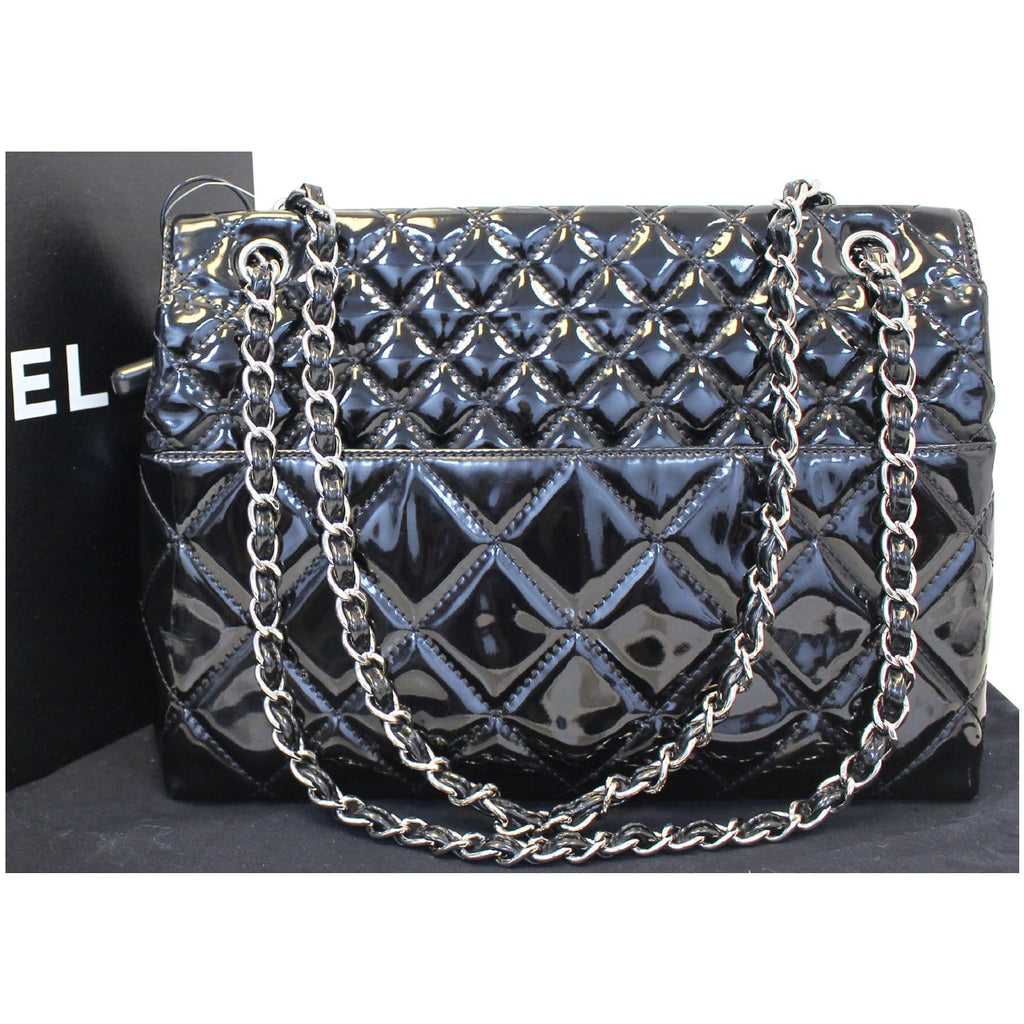 CHANEL Sac Rabat Patent Leather Shoulder Bag