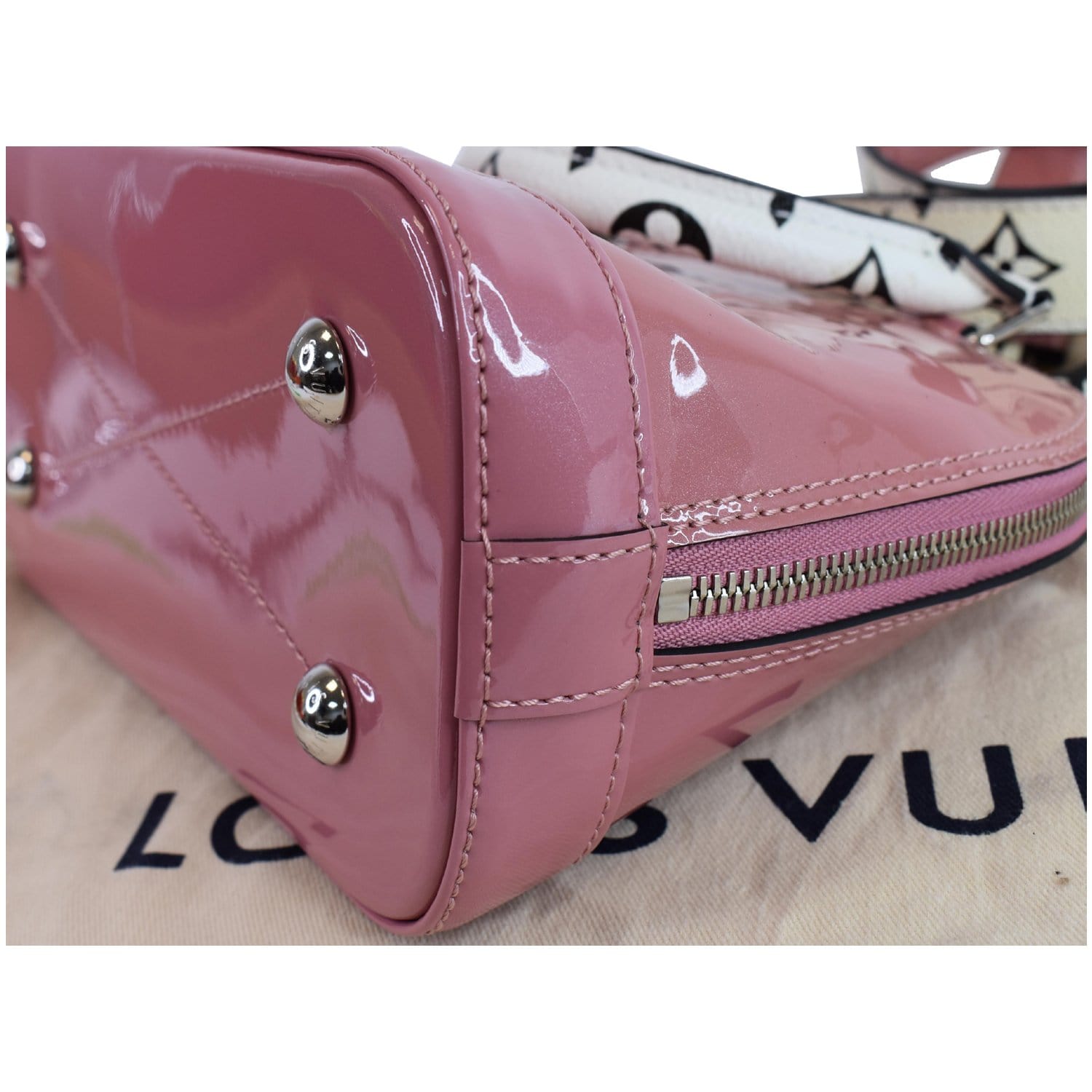 LOUIS VUITTON Alma BB Patent Leather Shoulder Bag Rose Blush