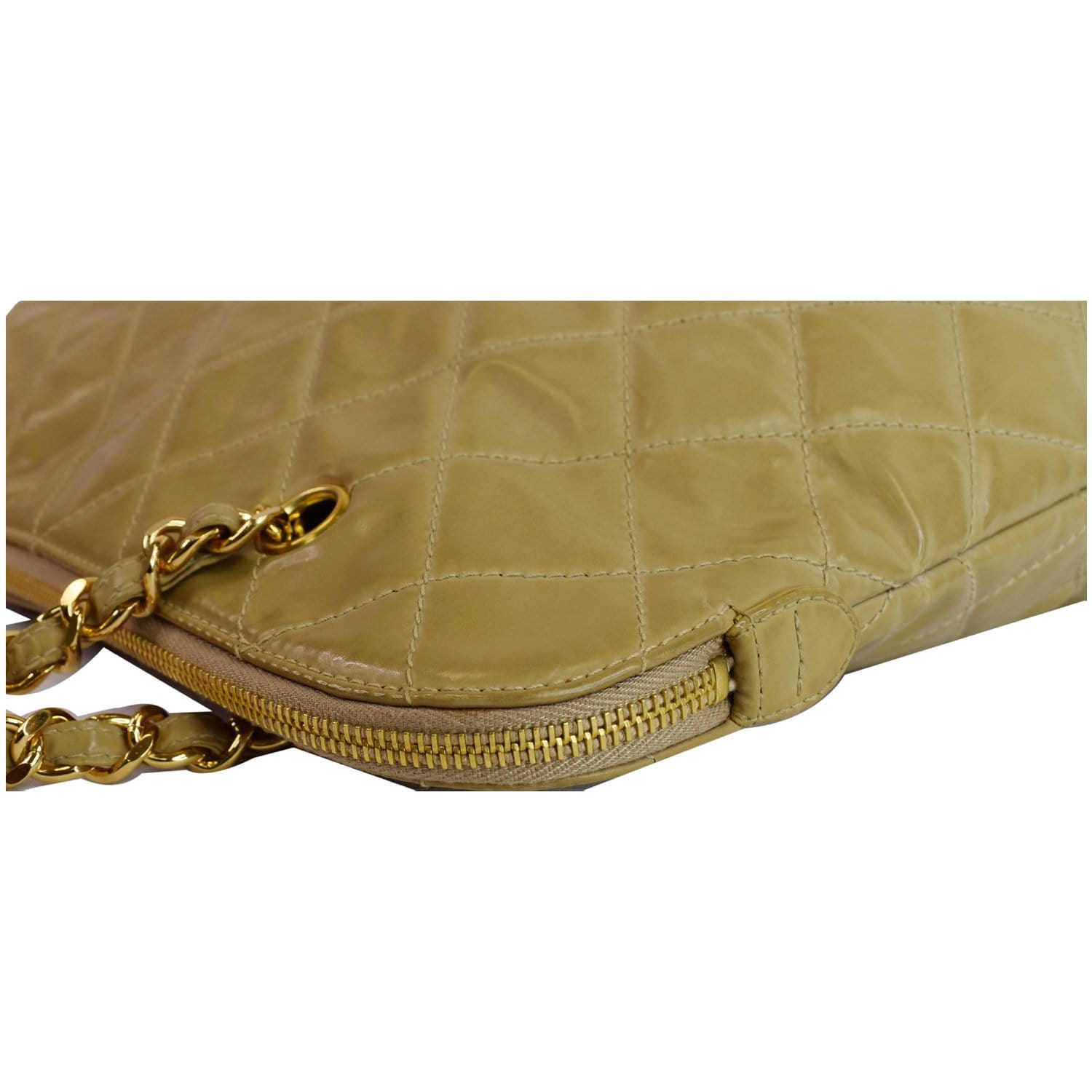 CHANEL Vintage Patent Leather Shoulder Bag Tan 3921871