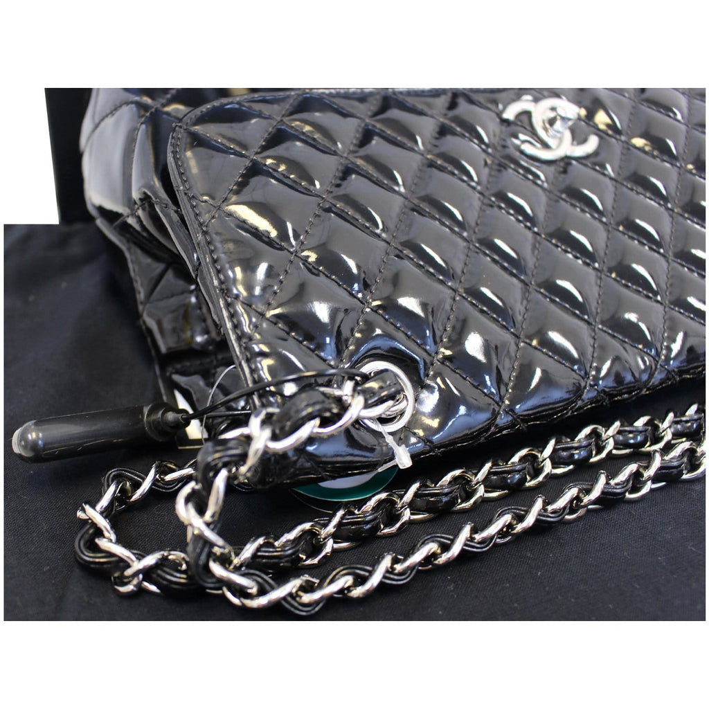 CHANEL Sac Rabat Patent Leather Shoulder Bag