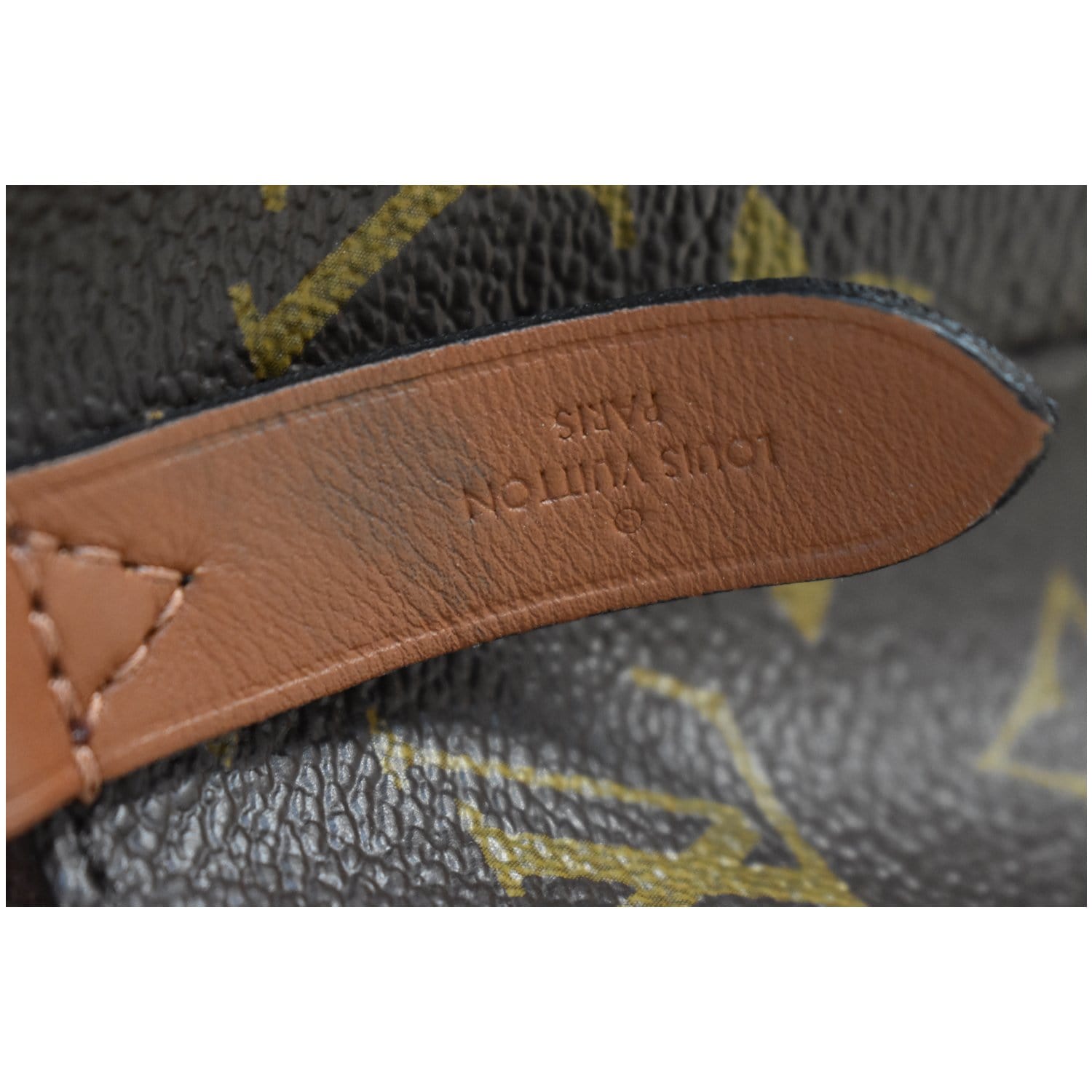LOUIS VUITTON NeoNoe Monogram Canvas Shoulder Bag Brown