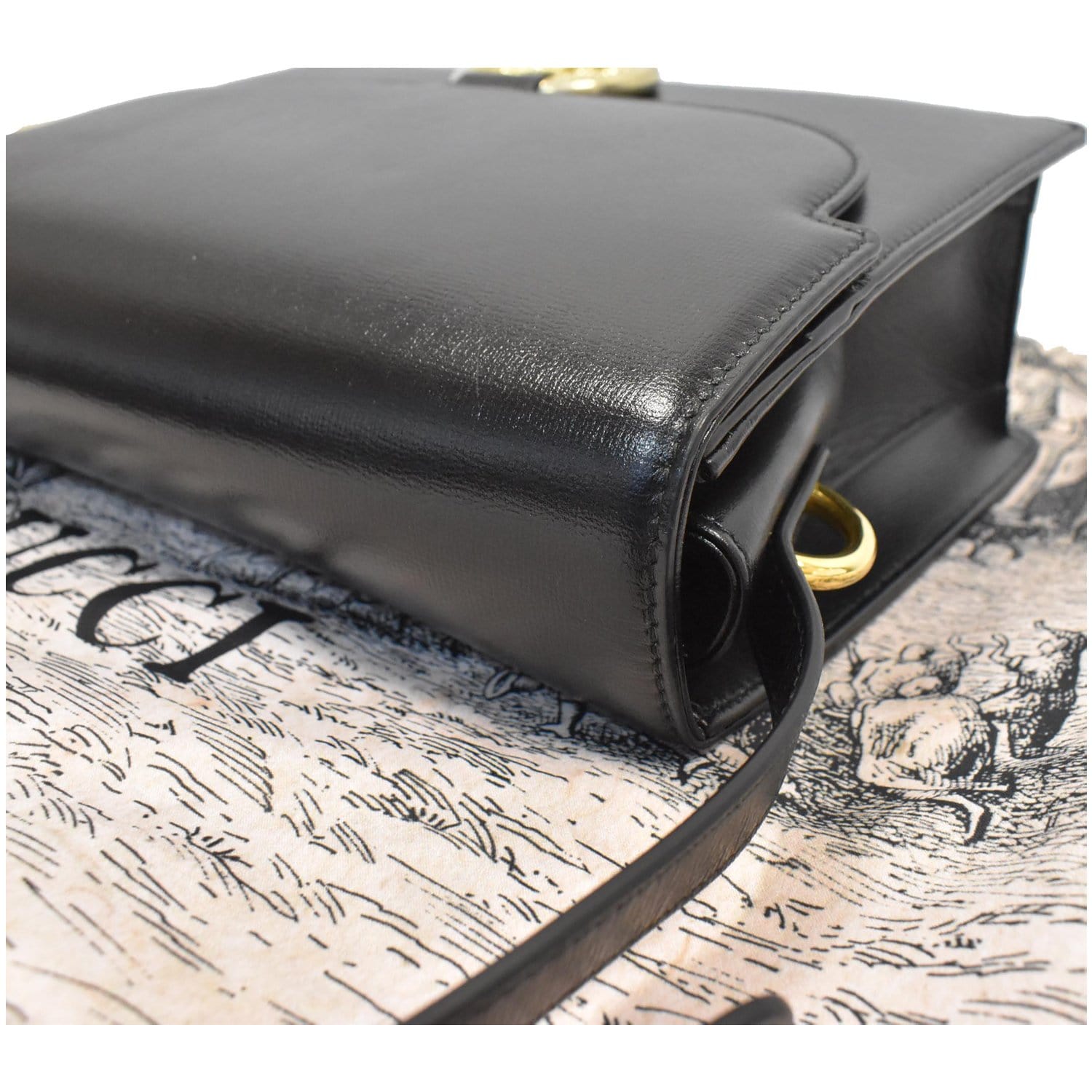 GUCCI Logo Plaque Leather Shoulder Bag Black 589471