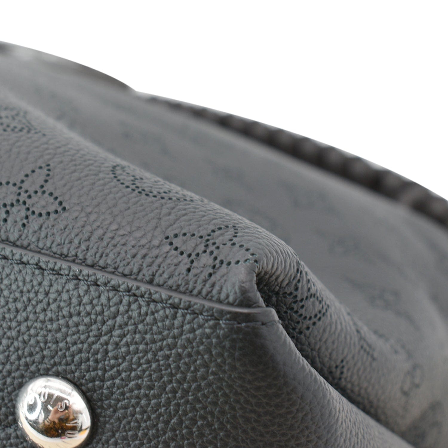 LOUIS VUITTON Beaubourg Mahina Leather Hobo Shoulder Bag Black