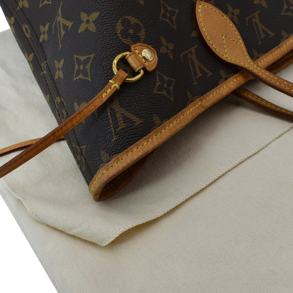 LOUIS VUITTON Neverfull MM Monogram Canvas Shoulder Bag Brown