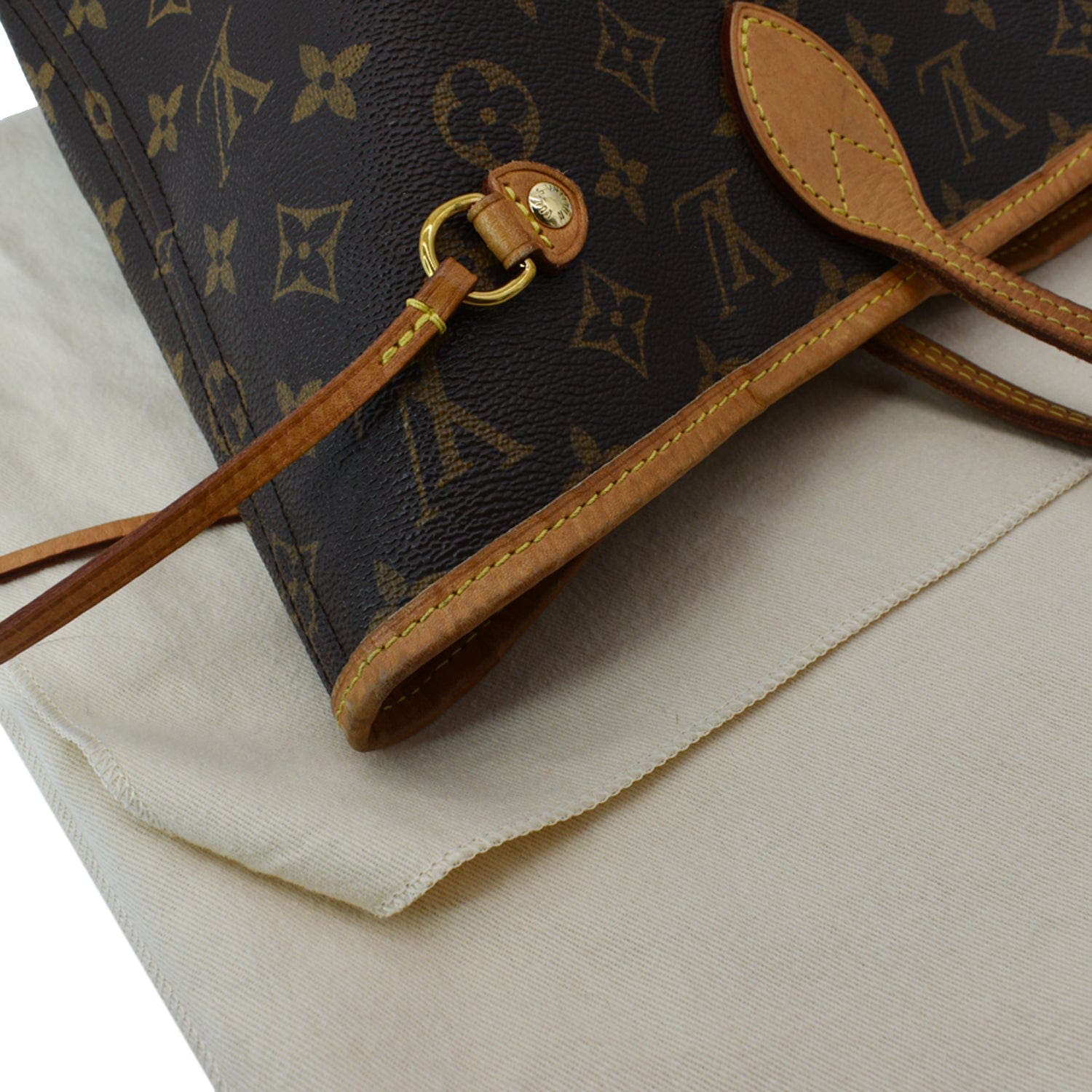 LOUIS VUITTON Neverfull MM Monogram Canvas Shoulder Bag Brown