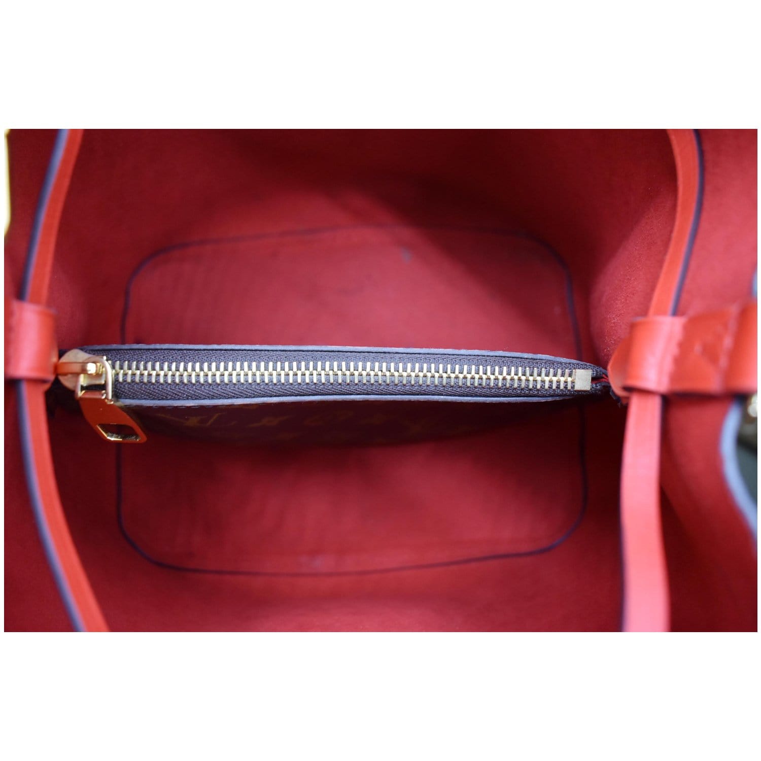 LOUIS VUITTON Neonoe Monogram Canvas Shoulder Bag Coquelicot