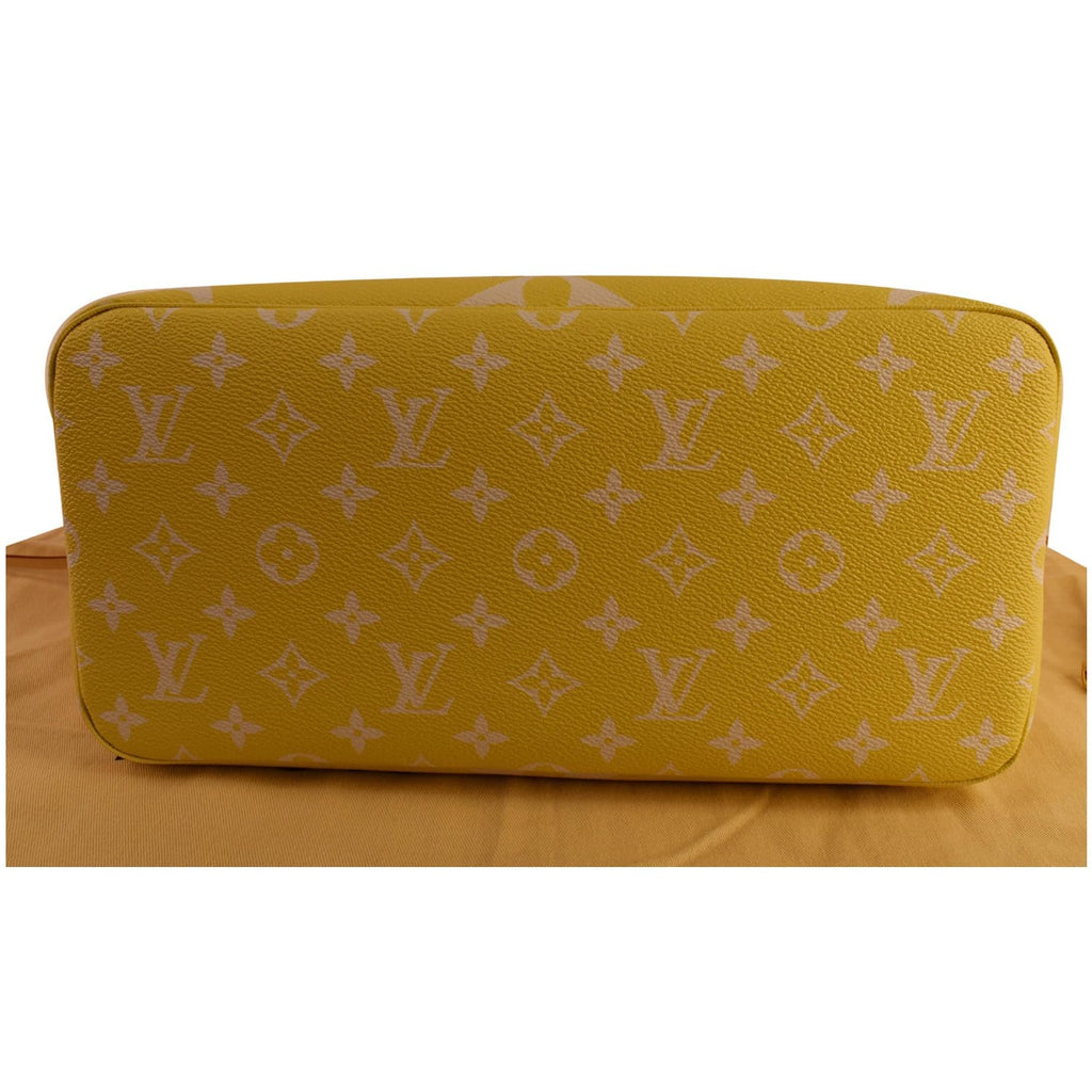 LOUIS VUITTON Neverfull MM Pool Monogram Giant Tote Shoulder Bag Light Pink